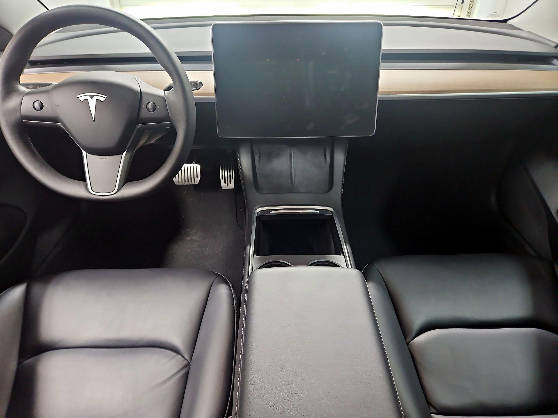 Thumbnail: 2021 Tesla Model 3 - 9