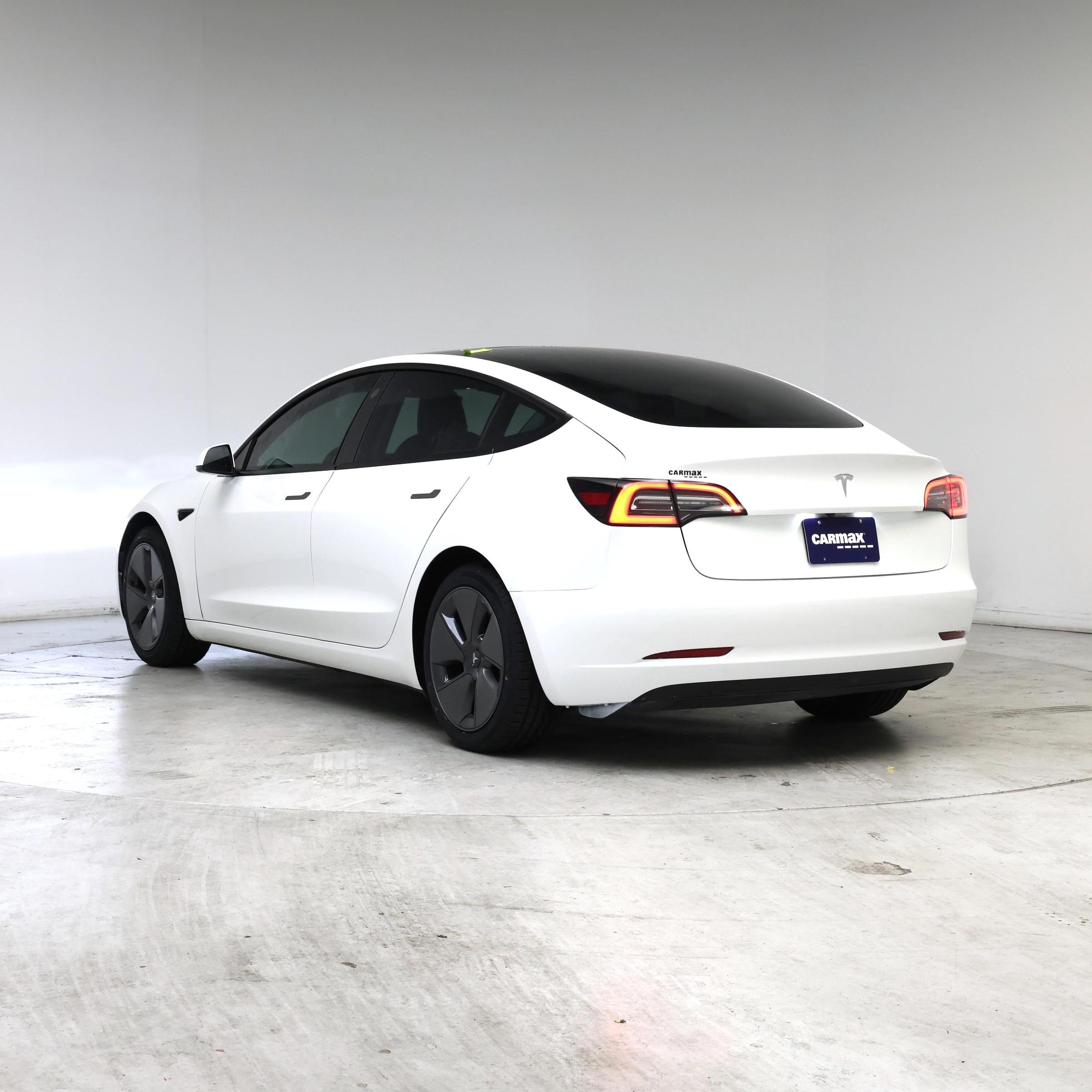 Thumbnail: 2021 Tesla Model 3 - 2