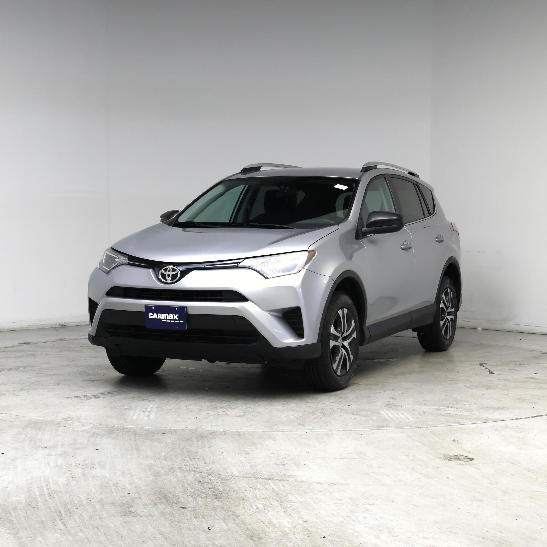 Thumbnail: 2016 Toyota RAV4 - 4