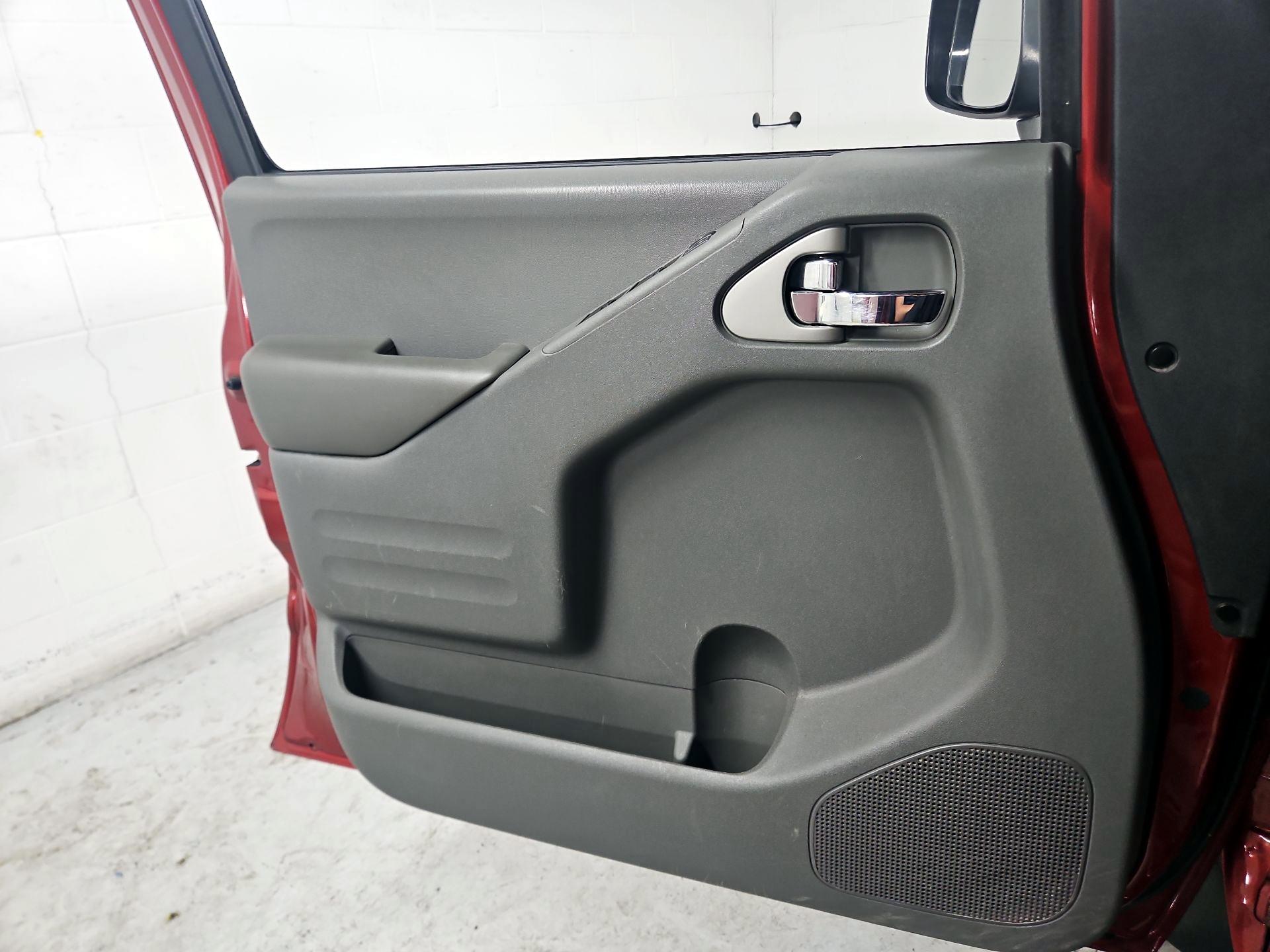 Thumbnail: 2019 Nissan Frontier - 12
