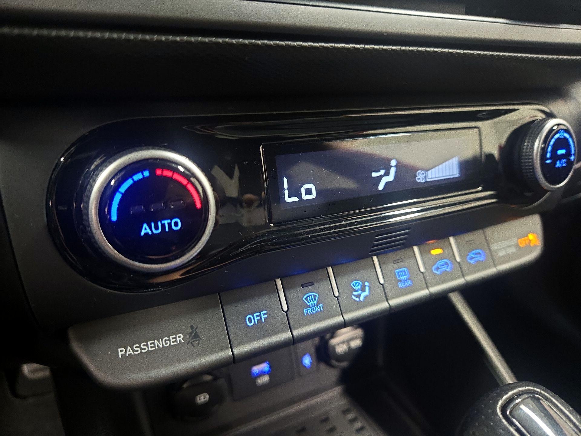Thumbnail: 2022 Hyundai Kona - 17