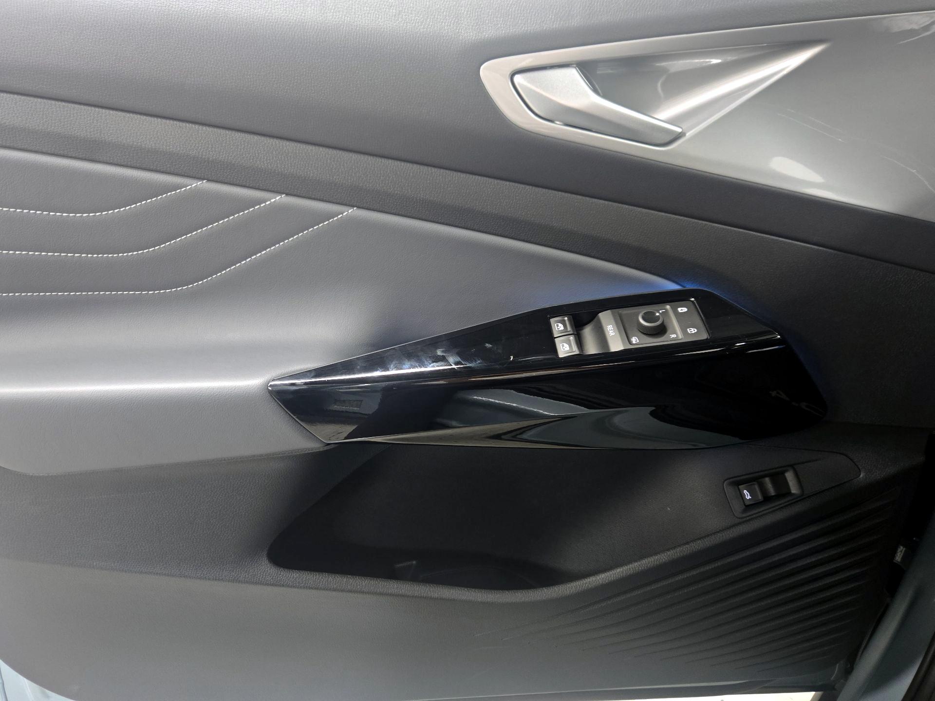 Thumbnail: 2024 Volkswagen ID.4 - 12