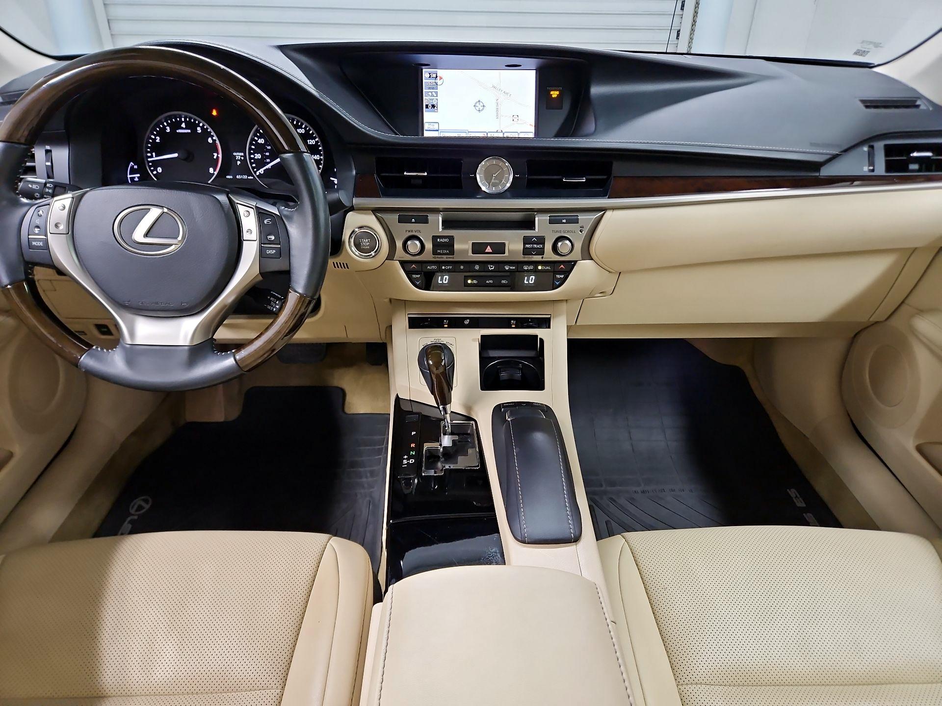 Thumbnail: 2014 Lexus ES - 9