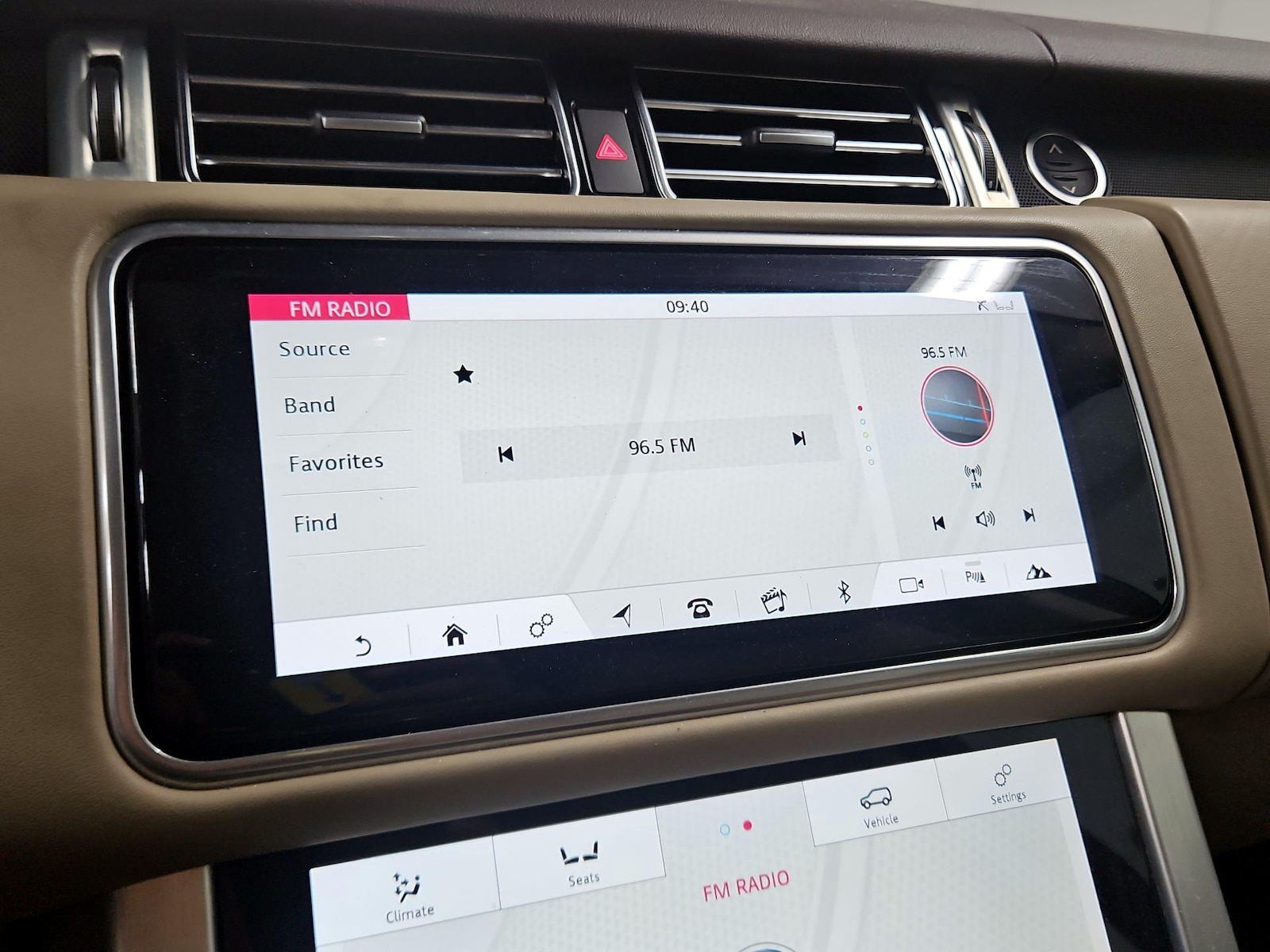 2019 Land Rover Range Rover HSE - Photo 17
