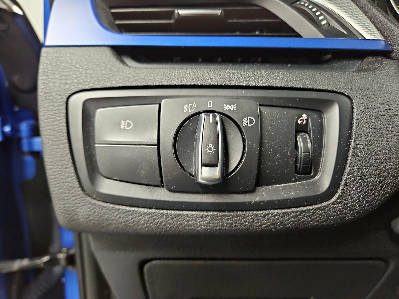 2016 BMW X1 28i - Photo 14