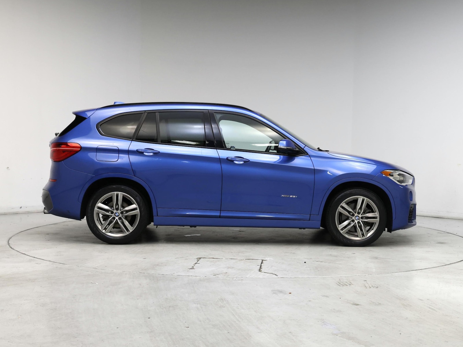 2016 BMW X1 28i - Photo 8