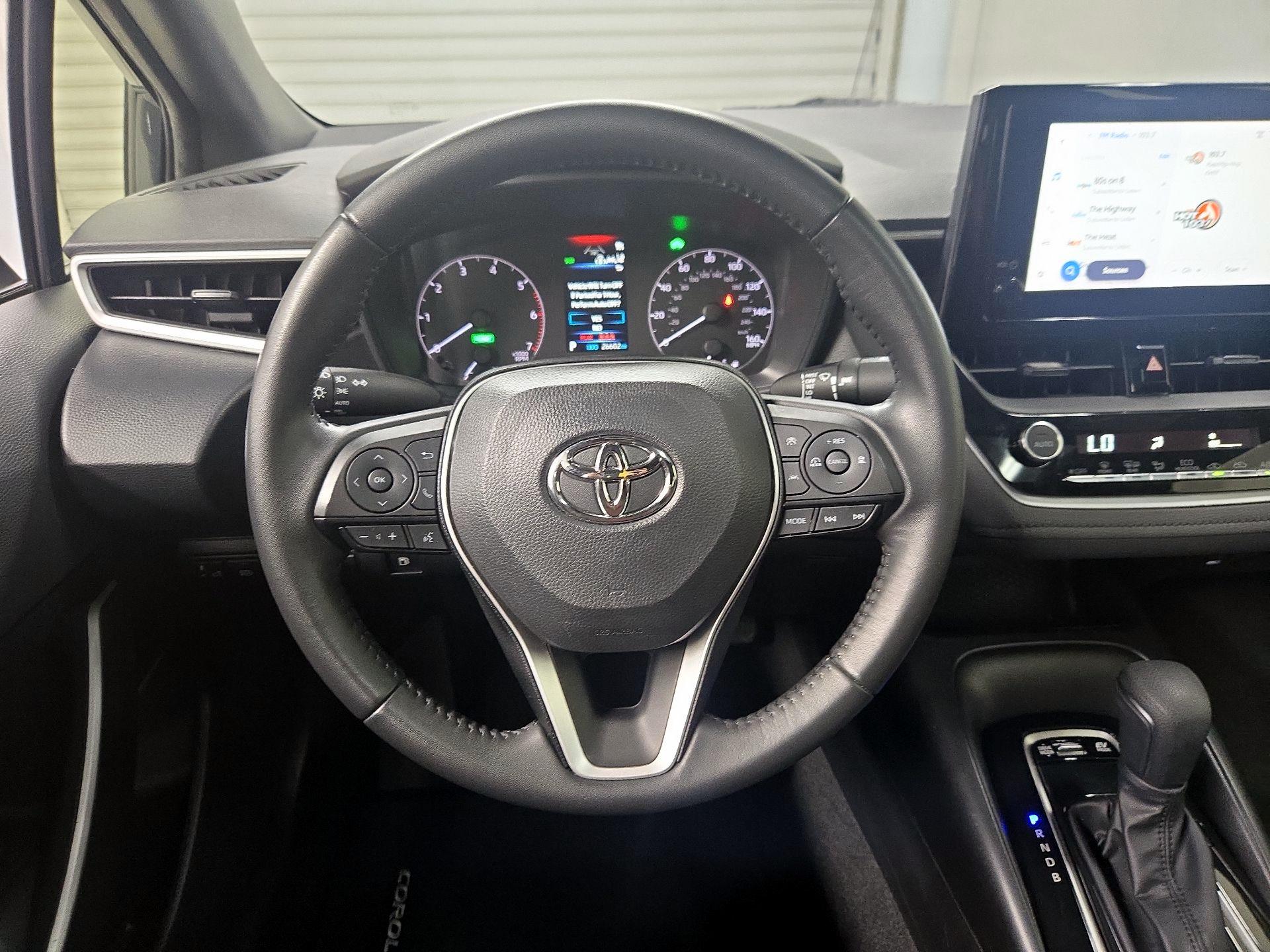 Thumbnail: 2023 Toyota Corolla - 10
