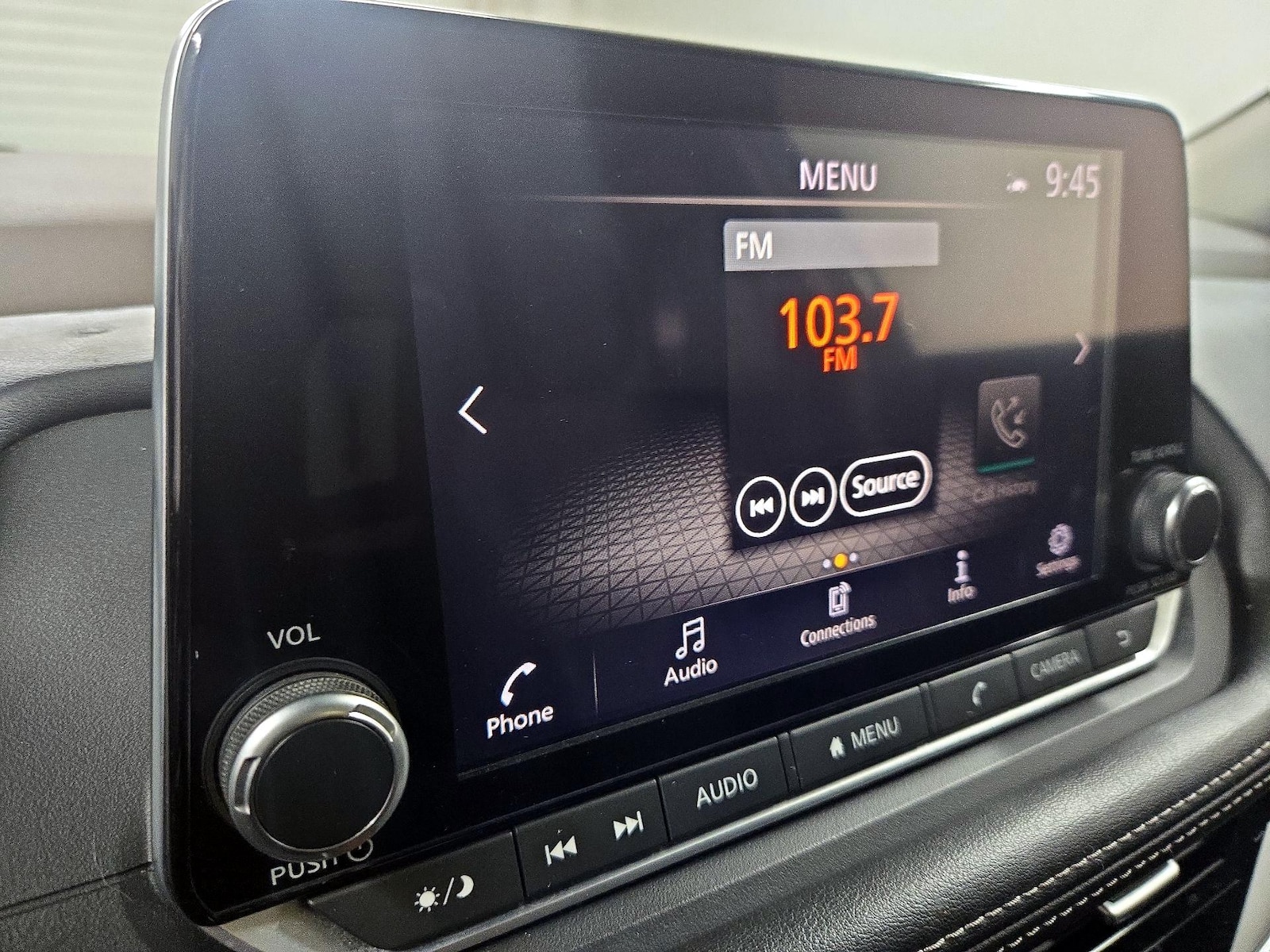 2023 Nissan Rogue SV - Photo 16