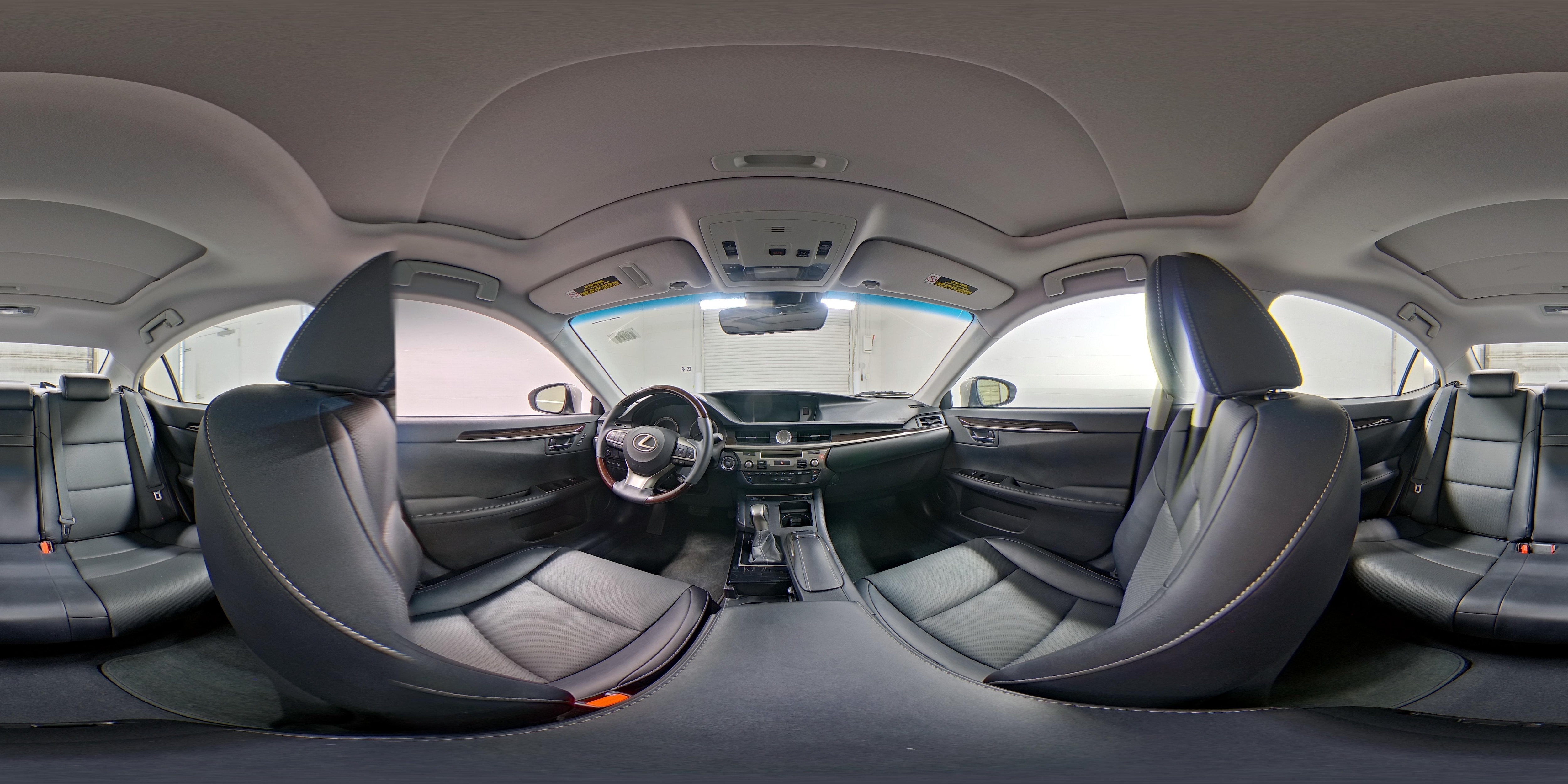 2018 Lexus ES 350 - Photo 26