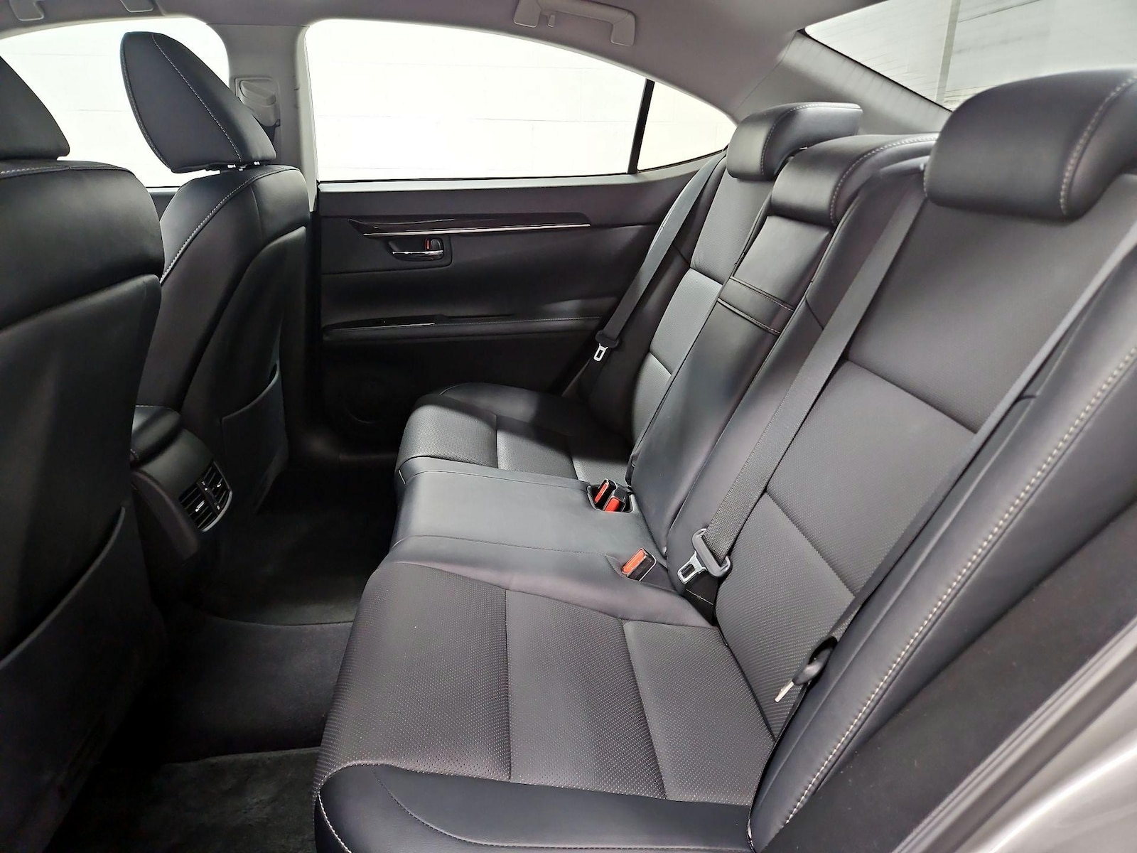 2018 Lexus ES 350 - Photo 22
