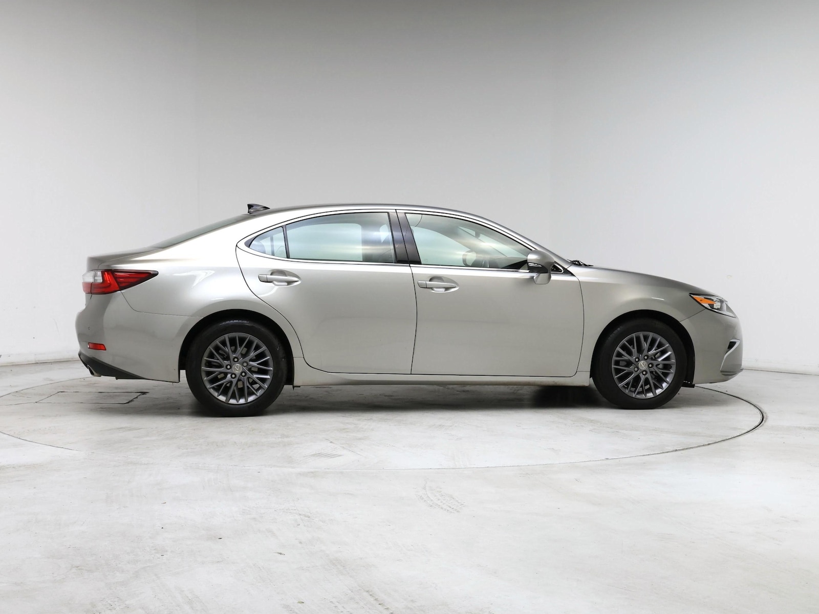 2018 Lexus ES 350 - Photo 8