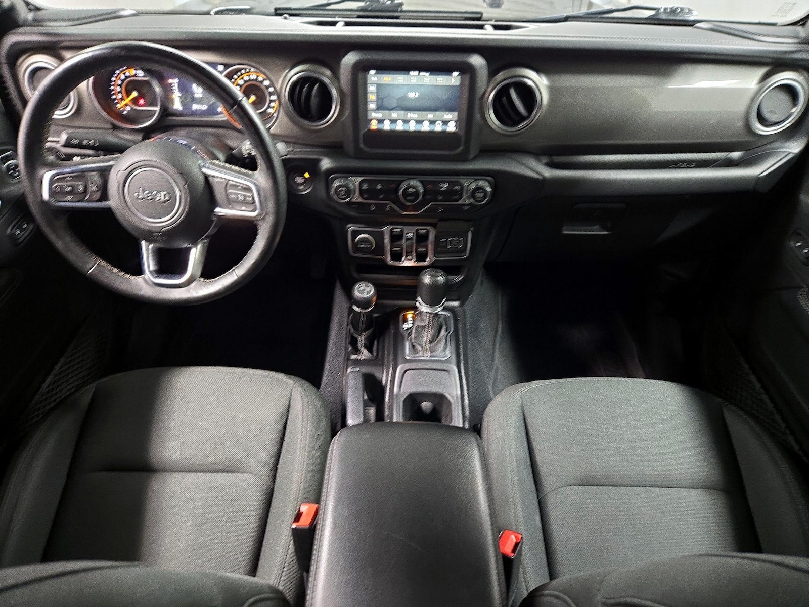 Apple CarPlay® & Android Auto™