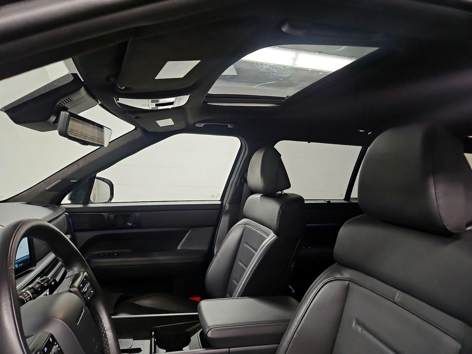 Sunroof(s) & Skylight(s)