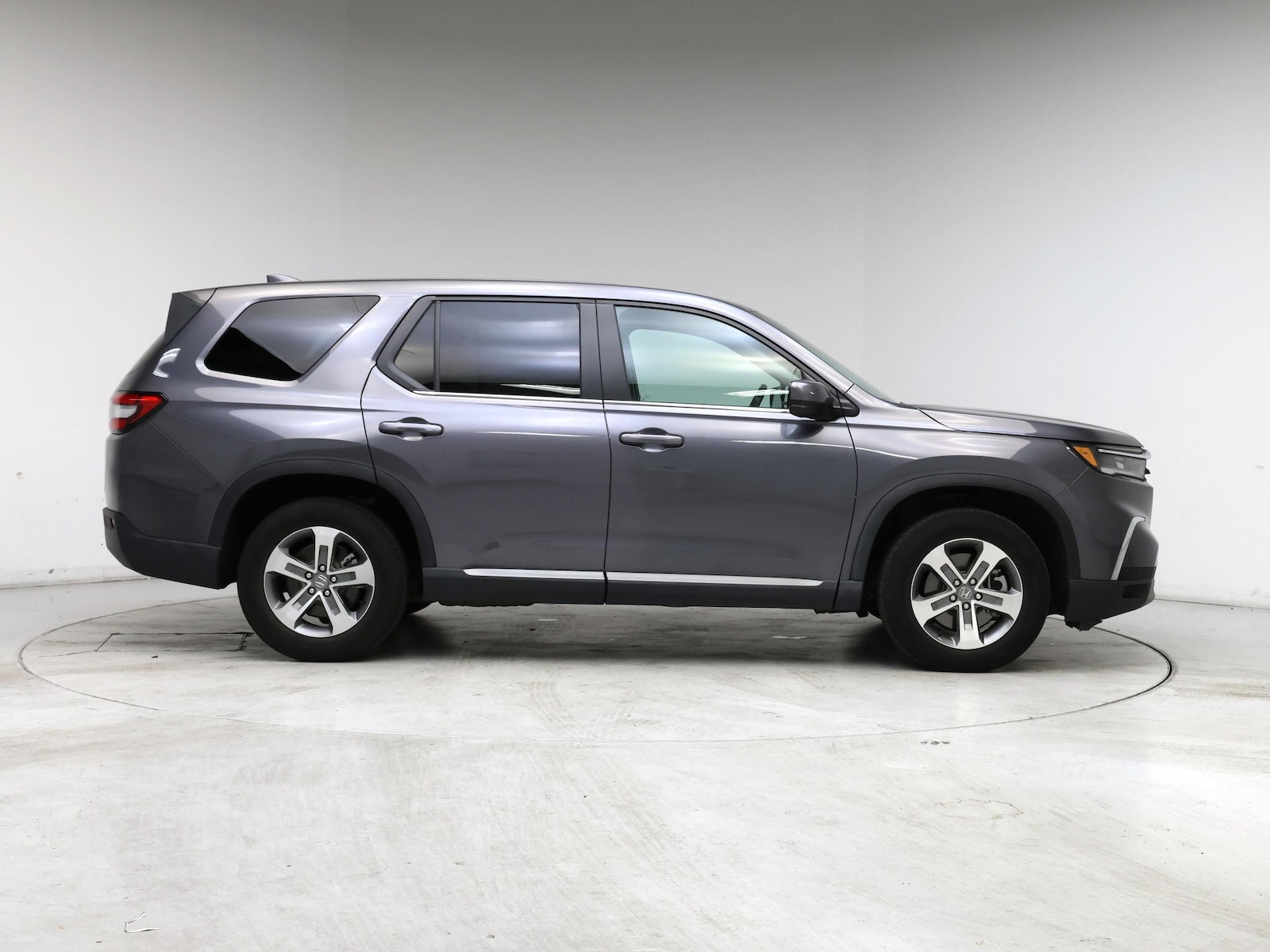2024 Honda Pilot EX-L - Photo 8