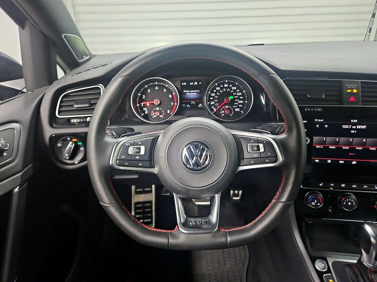 2019 Volkswagen Golf GTI SE - Photo 11