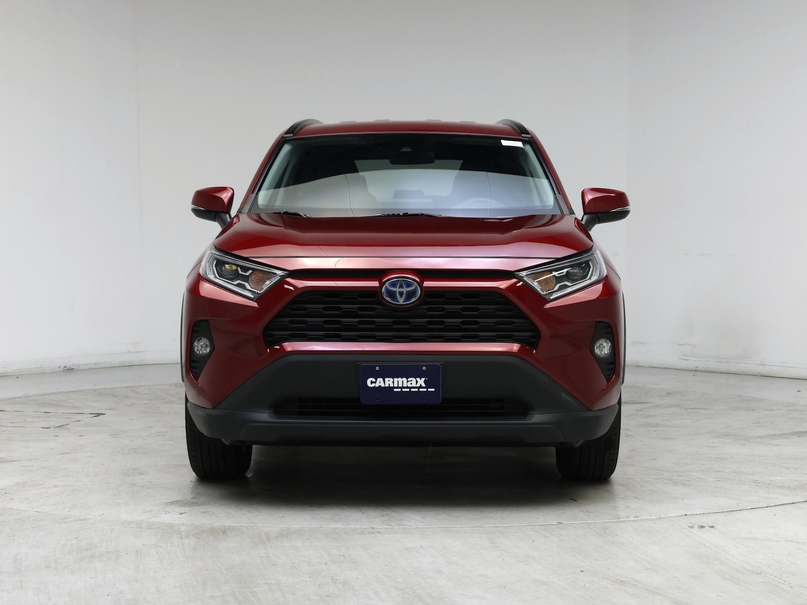2020 Toyota RAV4 XLE - Photo 6