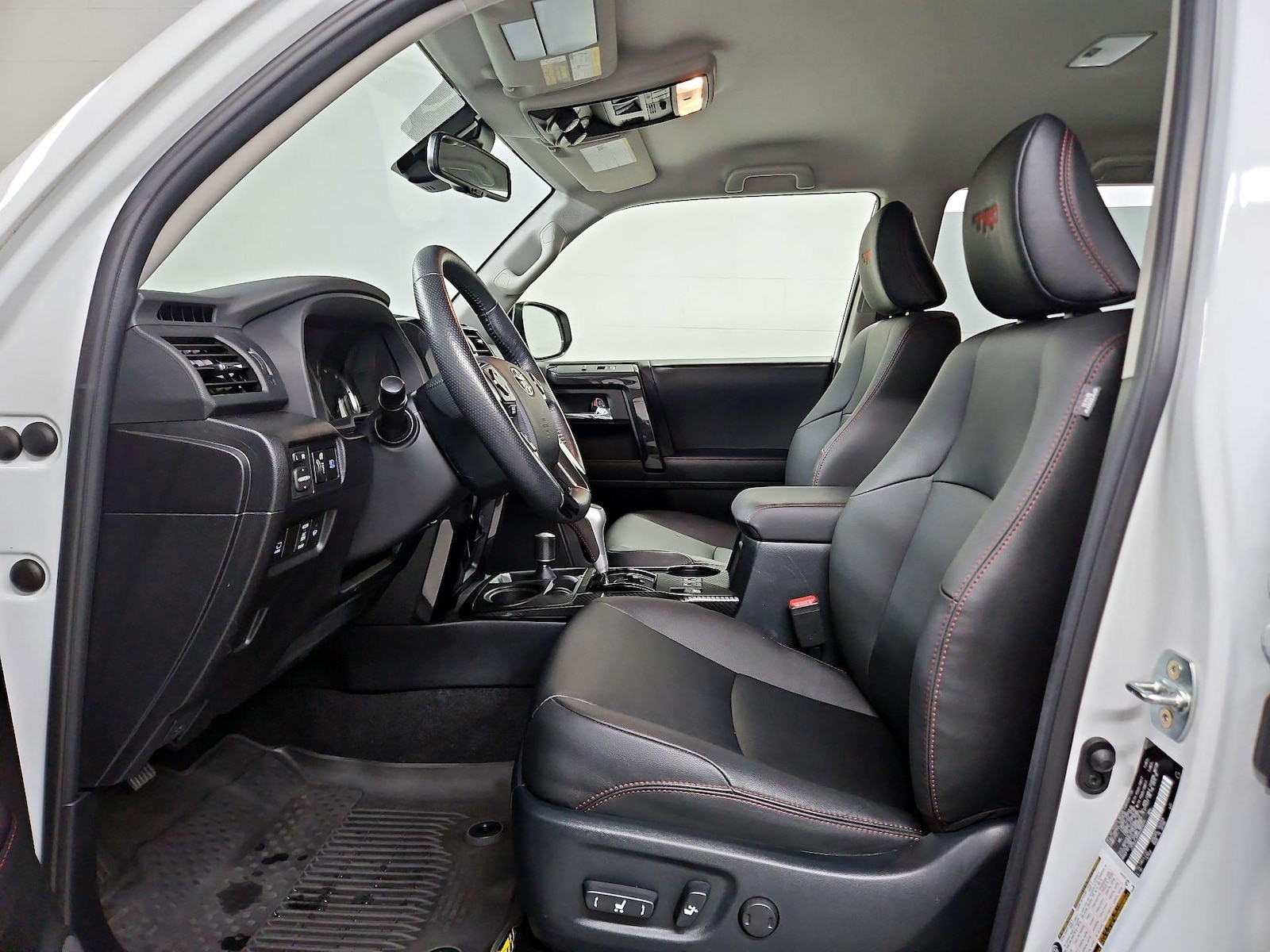 Power Seat(s) & Side Airbags