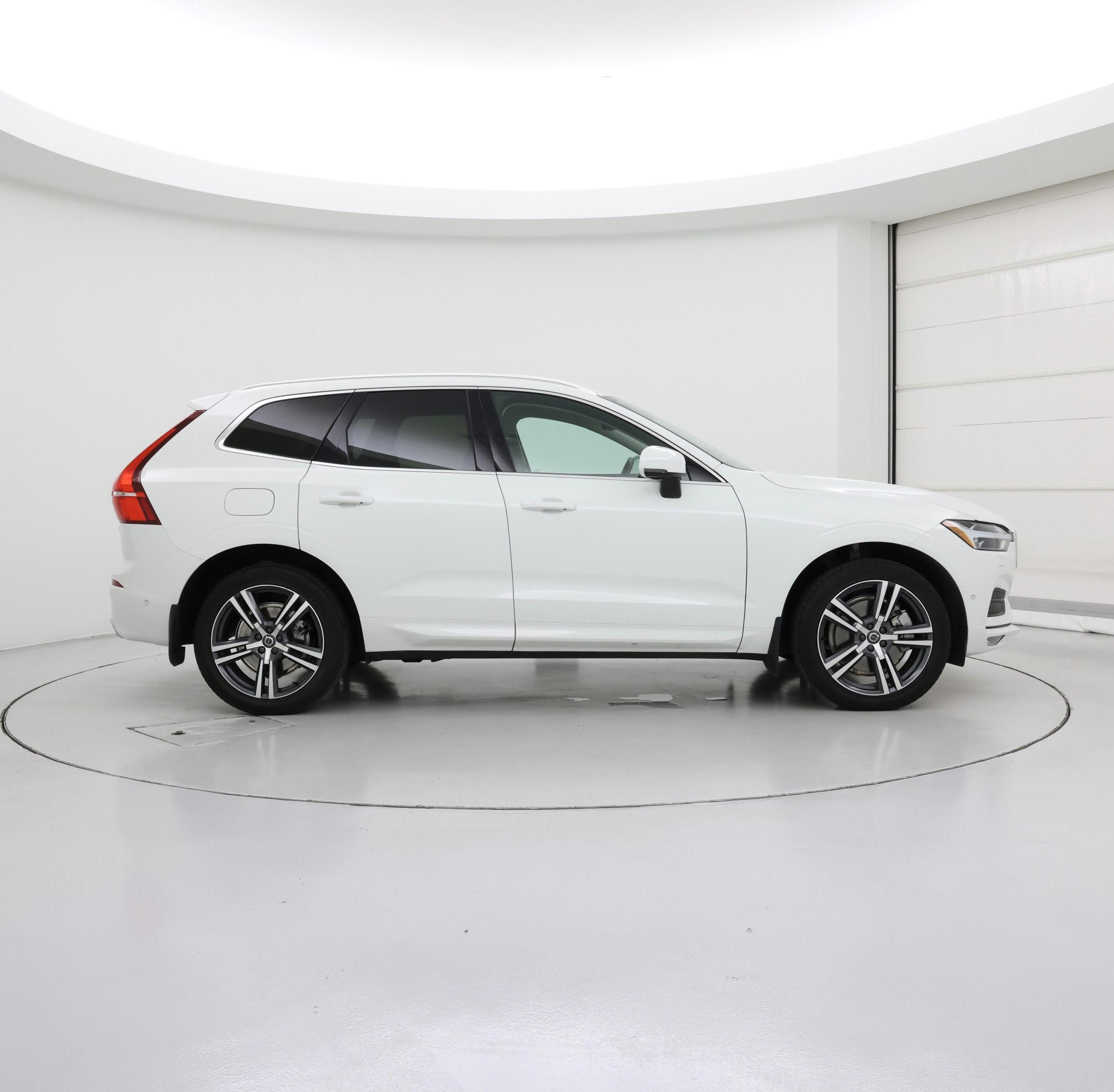 Thumbnail: 2019 Volvo XC60 - 7