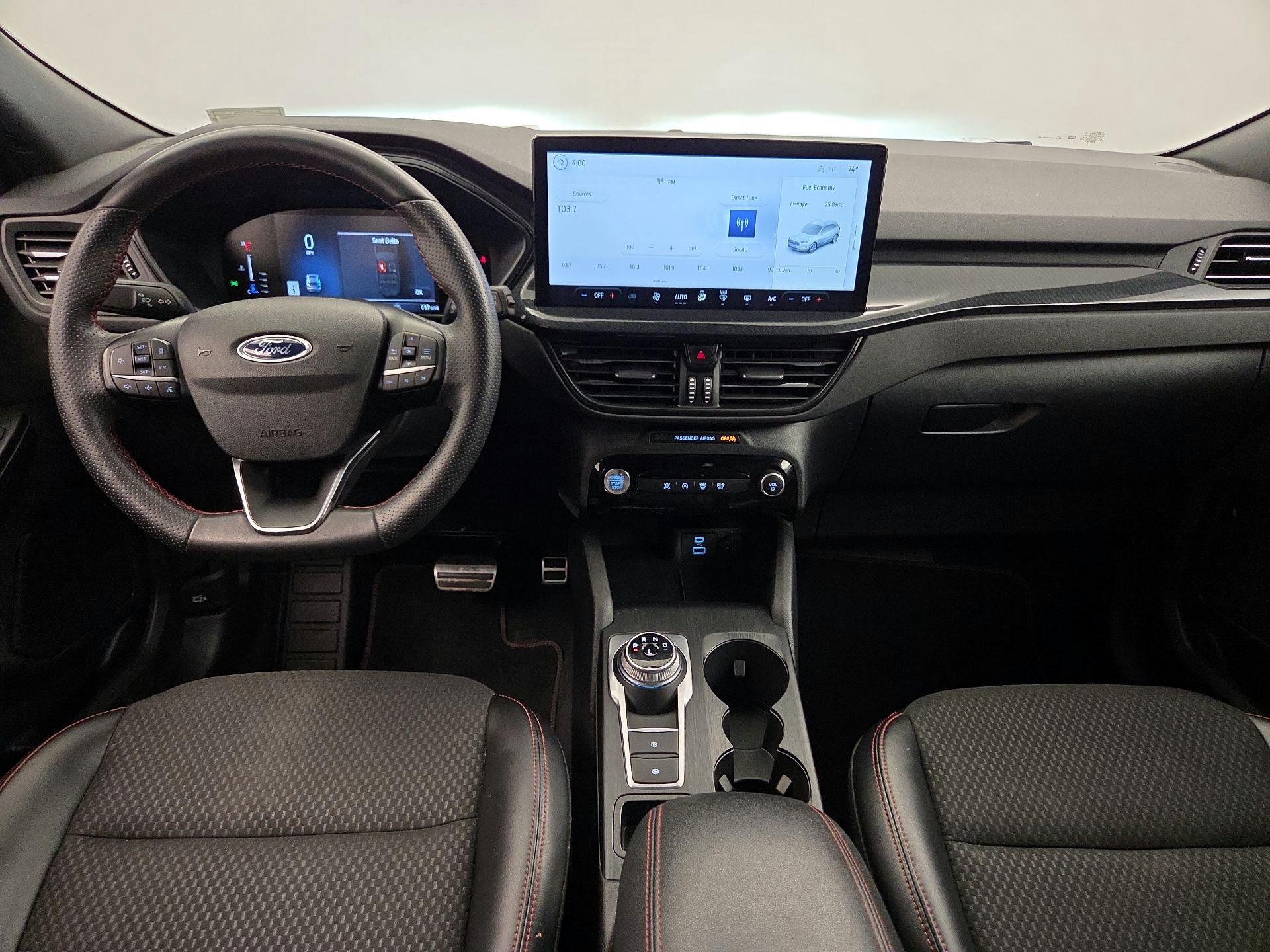 Thumbnail: 2023 Ford Escape - 9