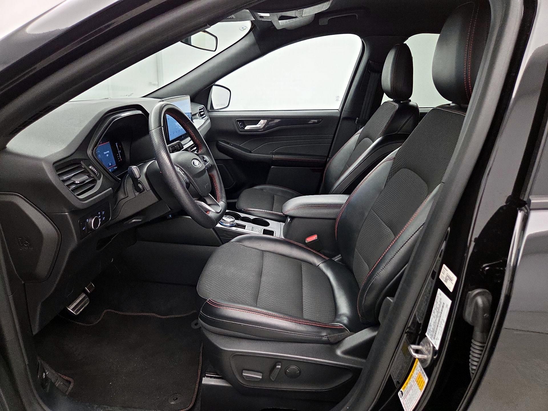 Thumbnail: 2023 Ford Escape - 11