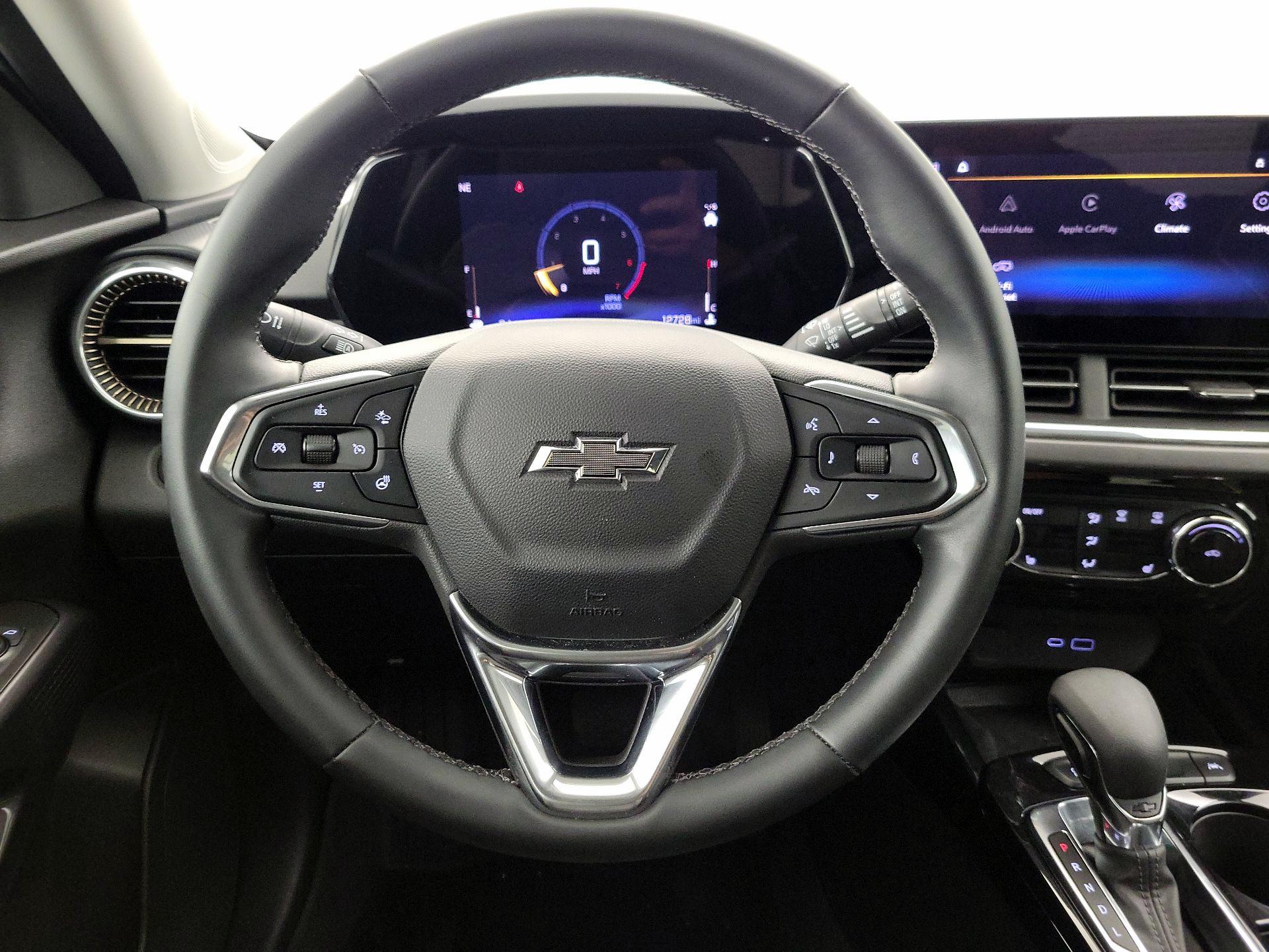 Thumbnail: 2024 Chevrolet Trax - 10