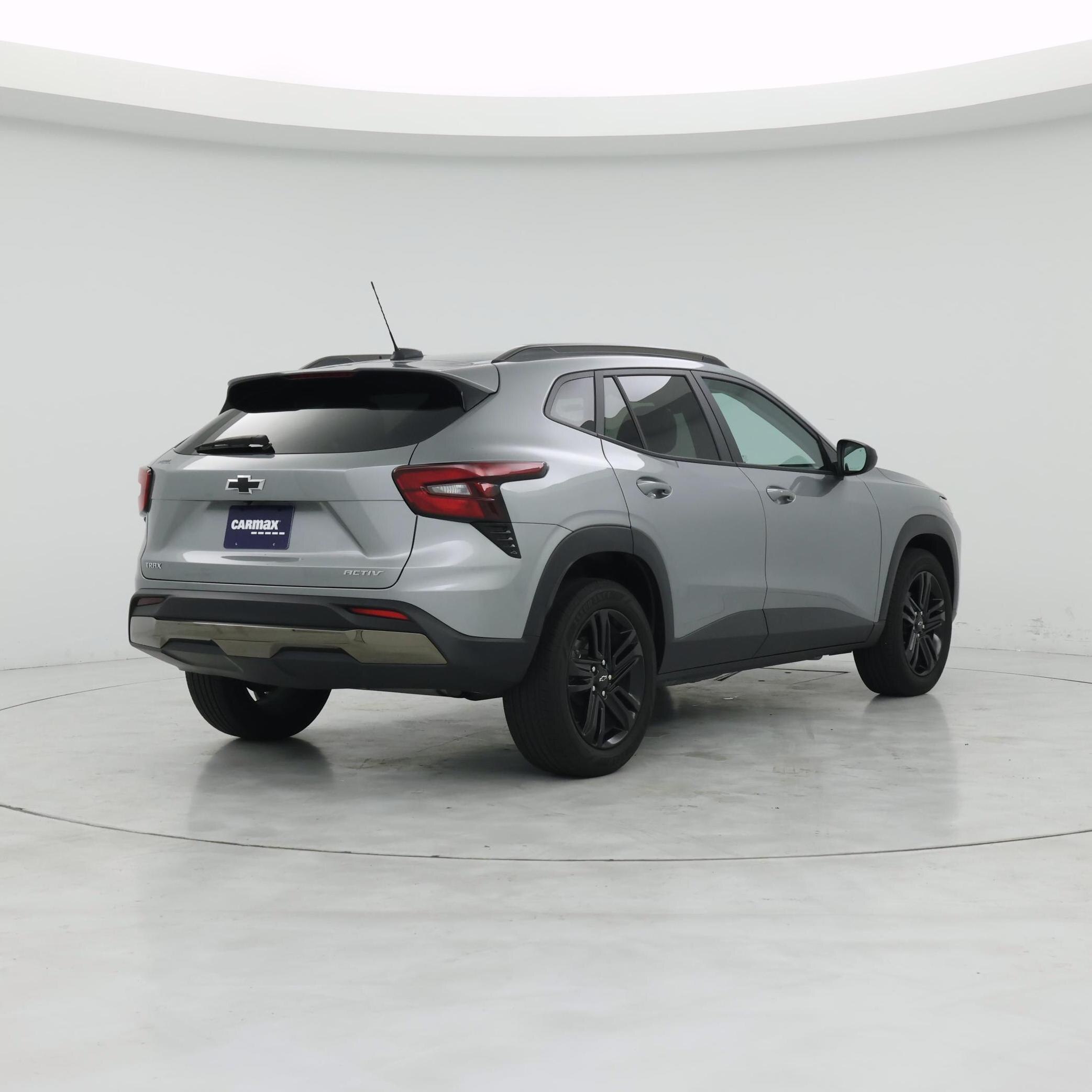Thumbnail: 2024 Chevrolet Trax - 8
