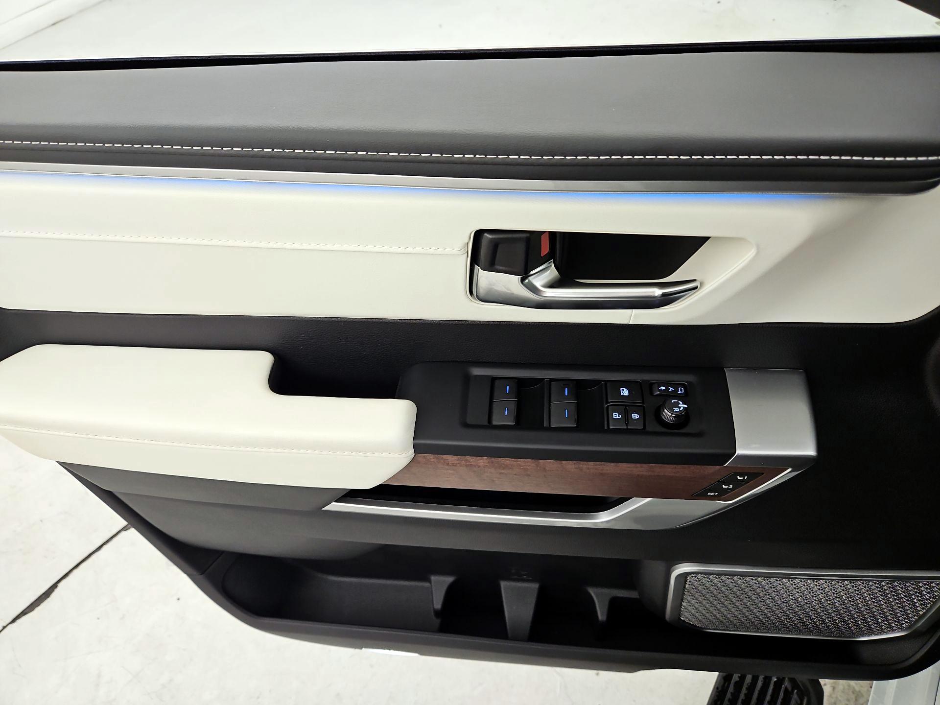Thumbnail: 2023 Toyota Sequoia - 12
