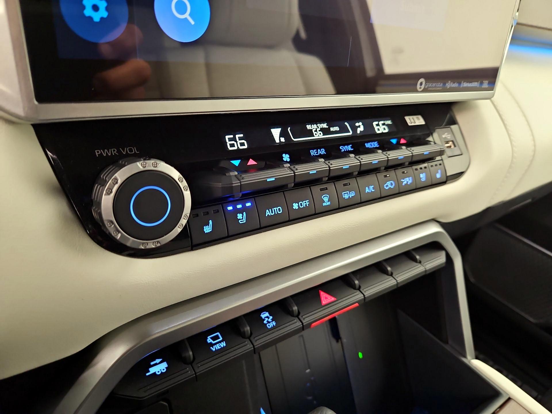 Thumbnail: 2023 Toyota Sequoia - 16