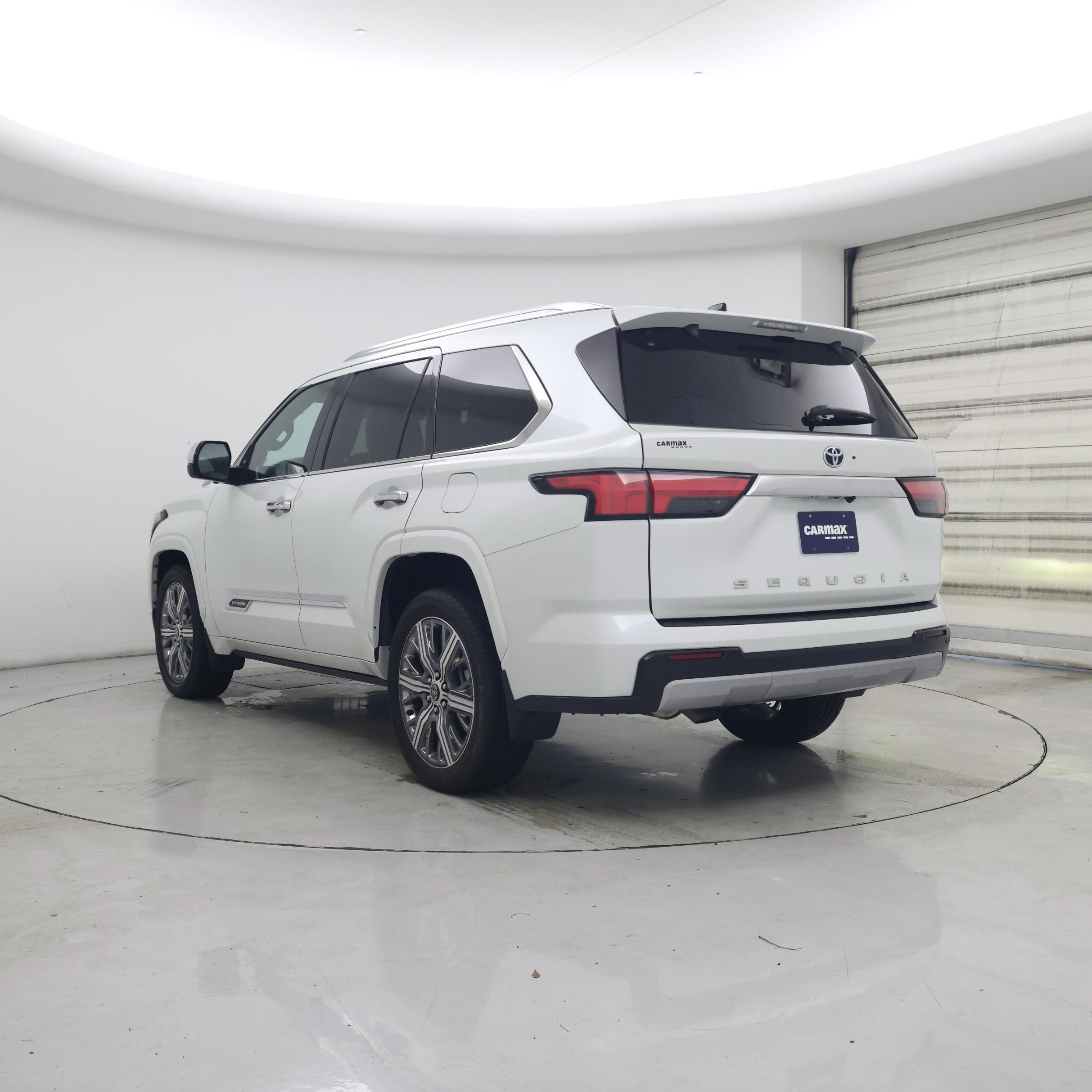 Thumbnail: 2023 Toyota Sequoia - 2