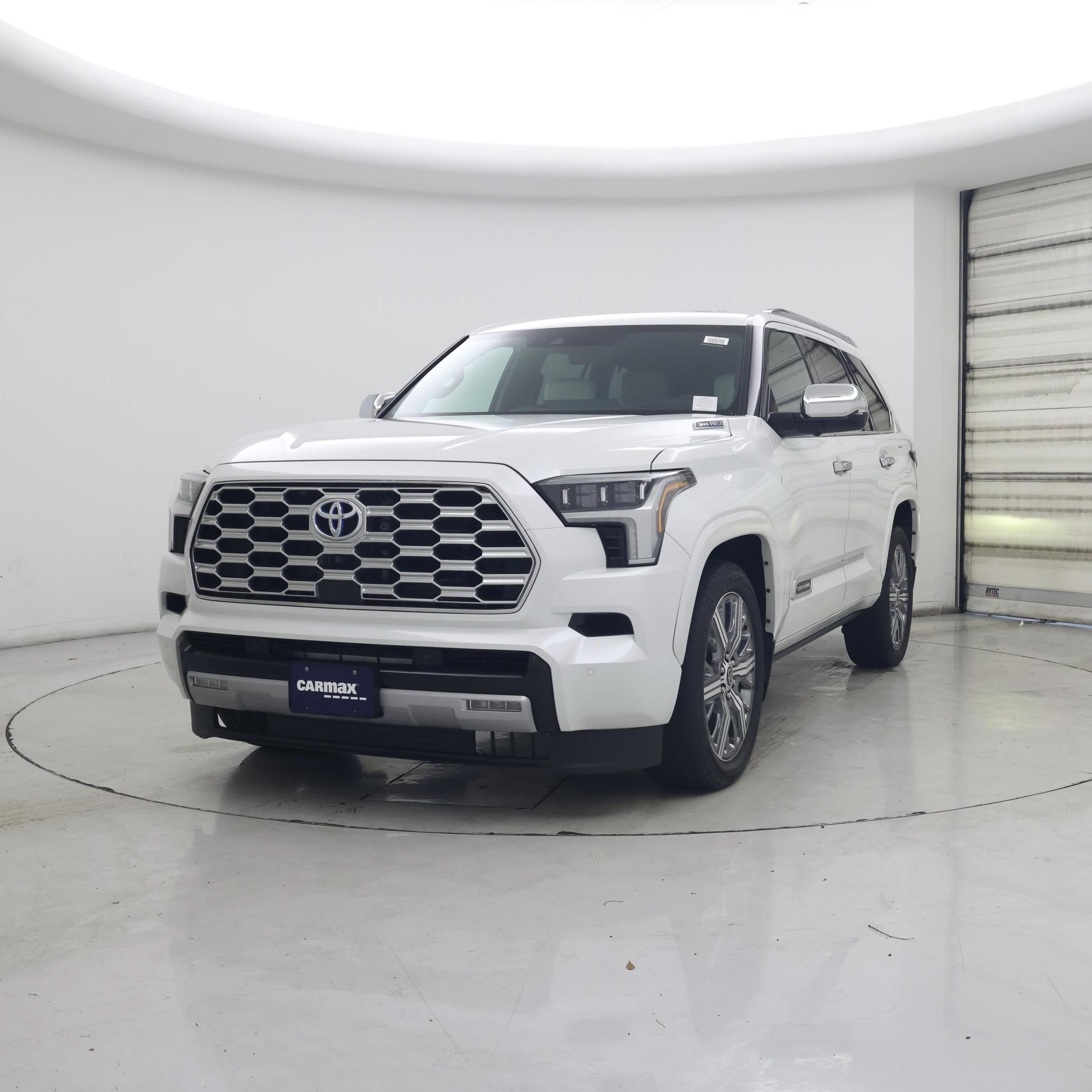 Thumbnail: 2023 Toyota Sequoia - 4