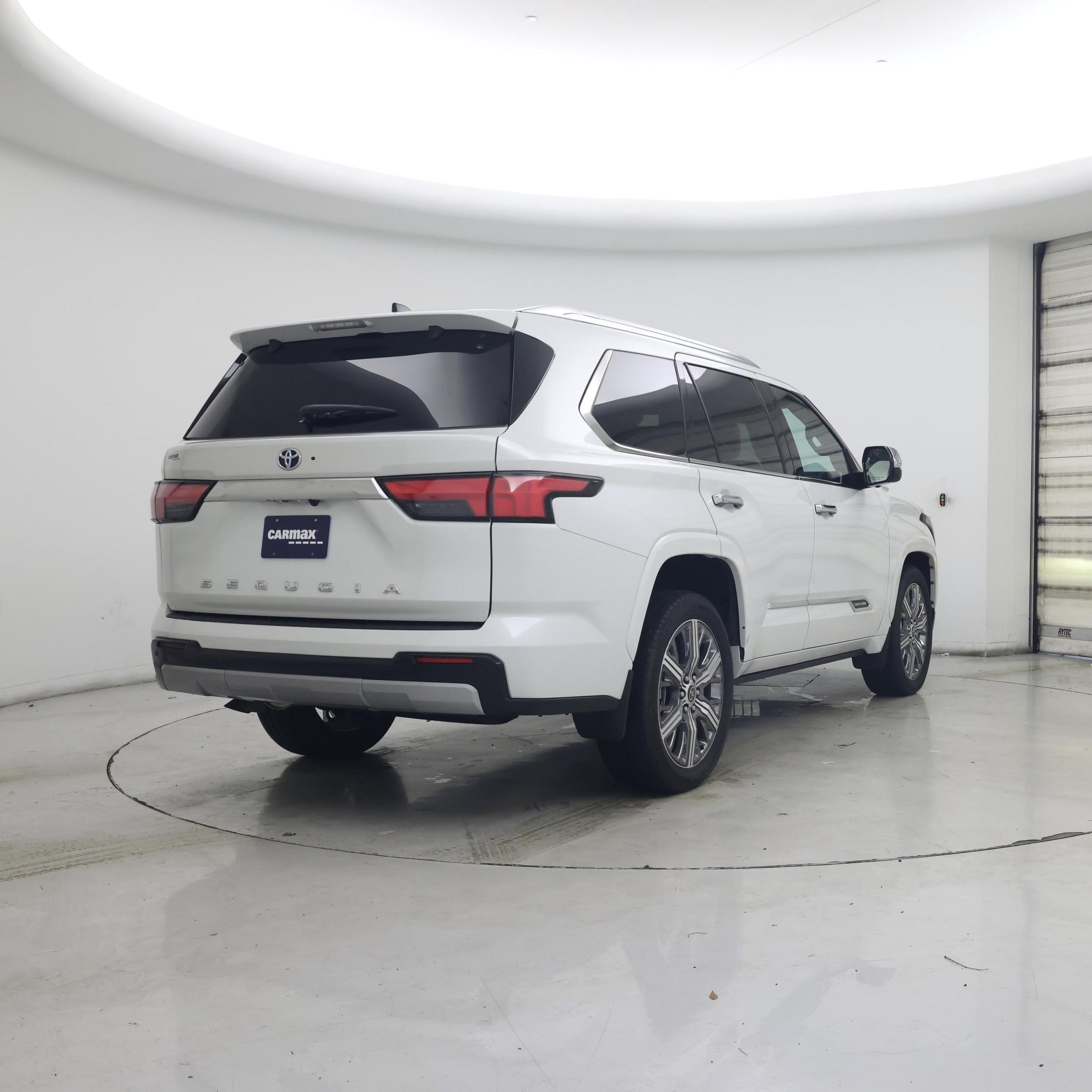 Thumbnail: 2023 Toyota Sequoia - 8