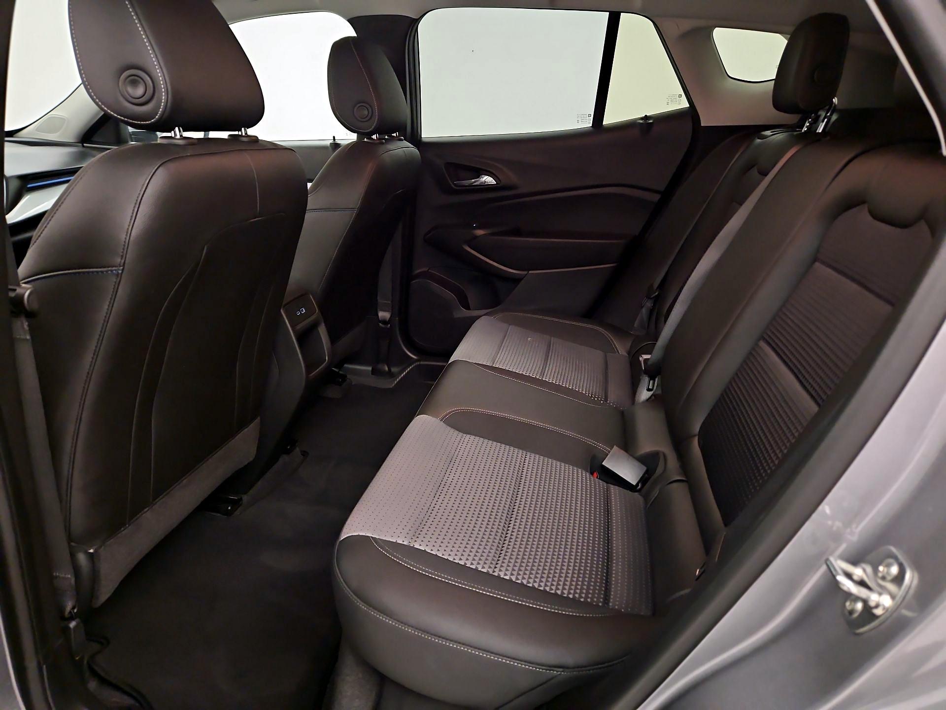 Thumbnail: 2025 Chevrolet Trax - 18