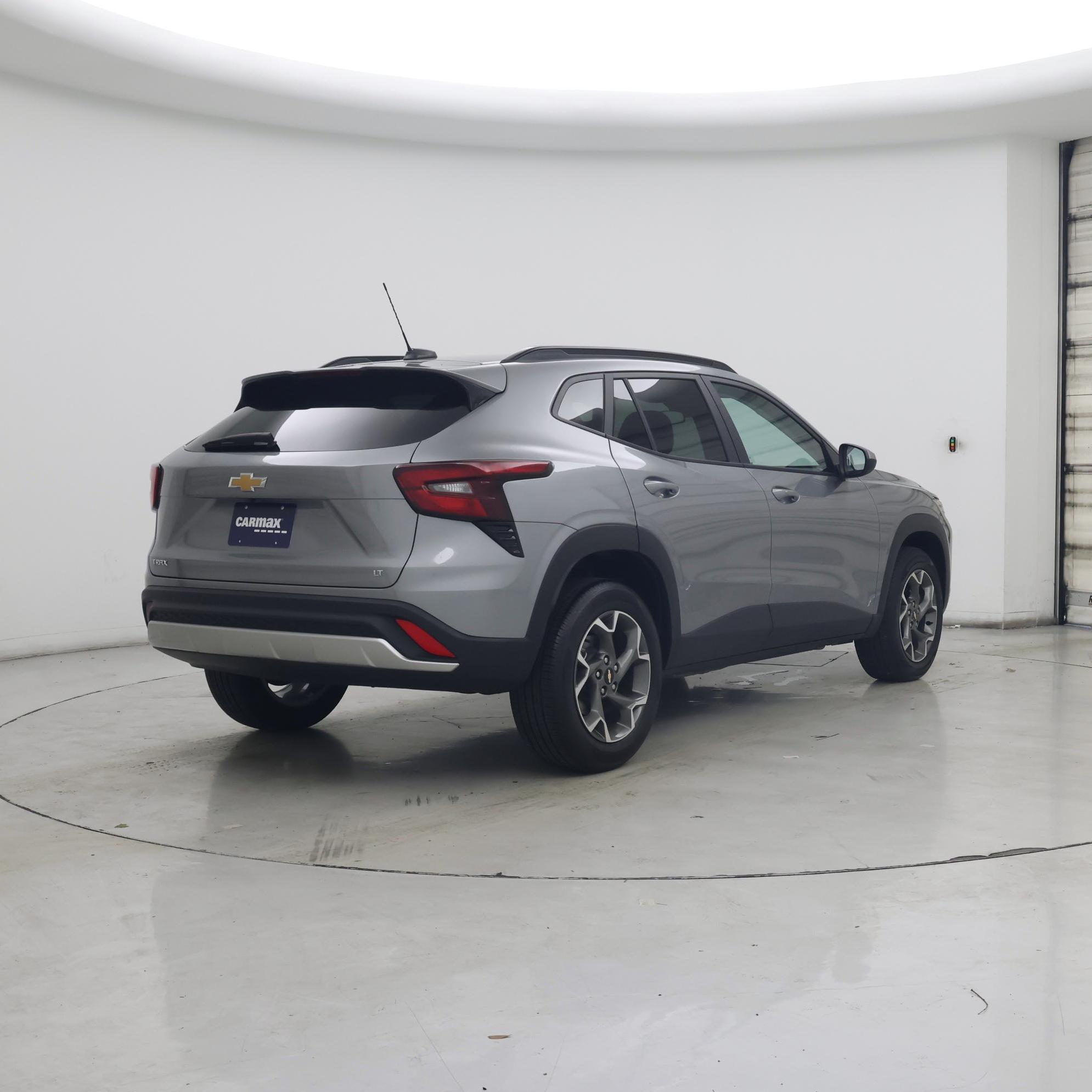 Thumbnail: 2025 Chevrolet Trax - 8