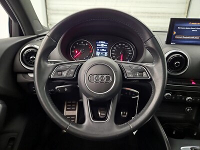 Steering Wheel & Instrument Cluster (On)
