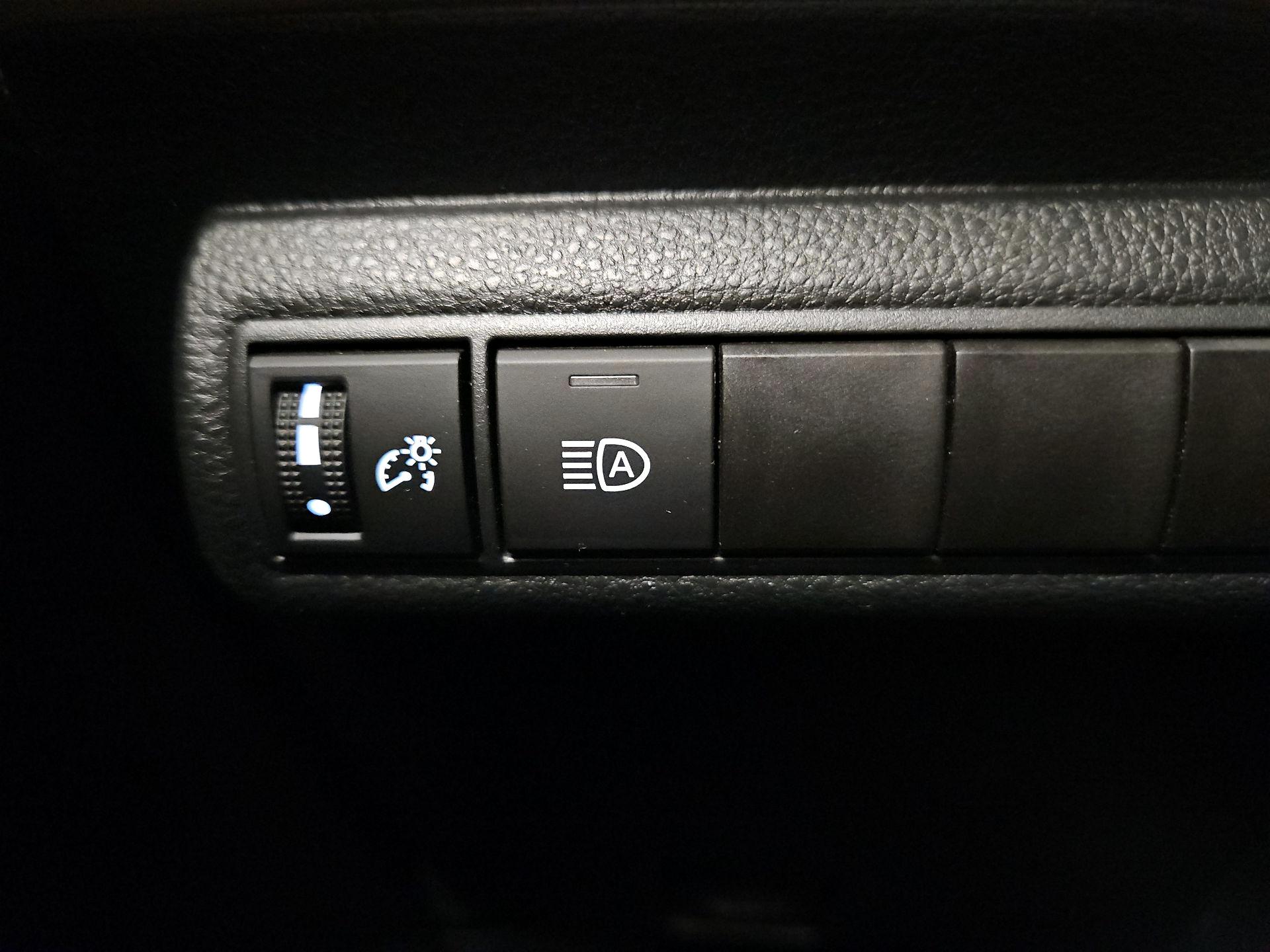 Thumbnail: 2024 Toyota Corolla - 13