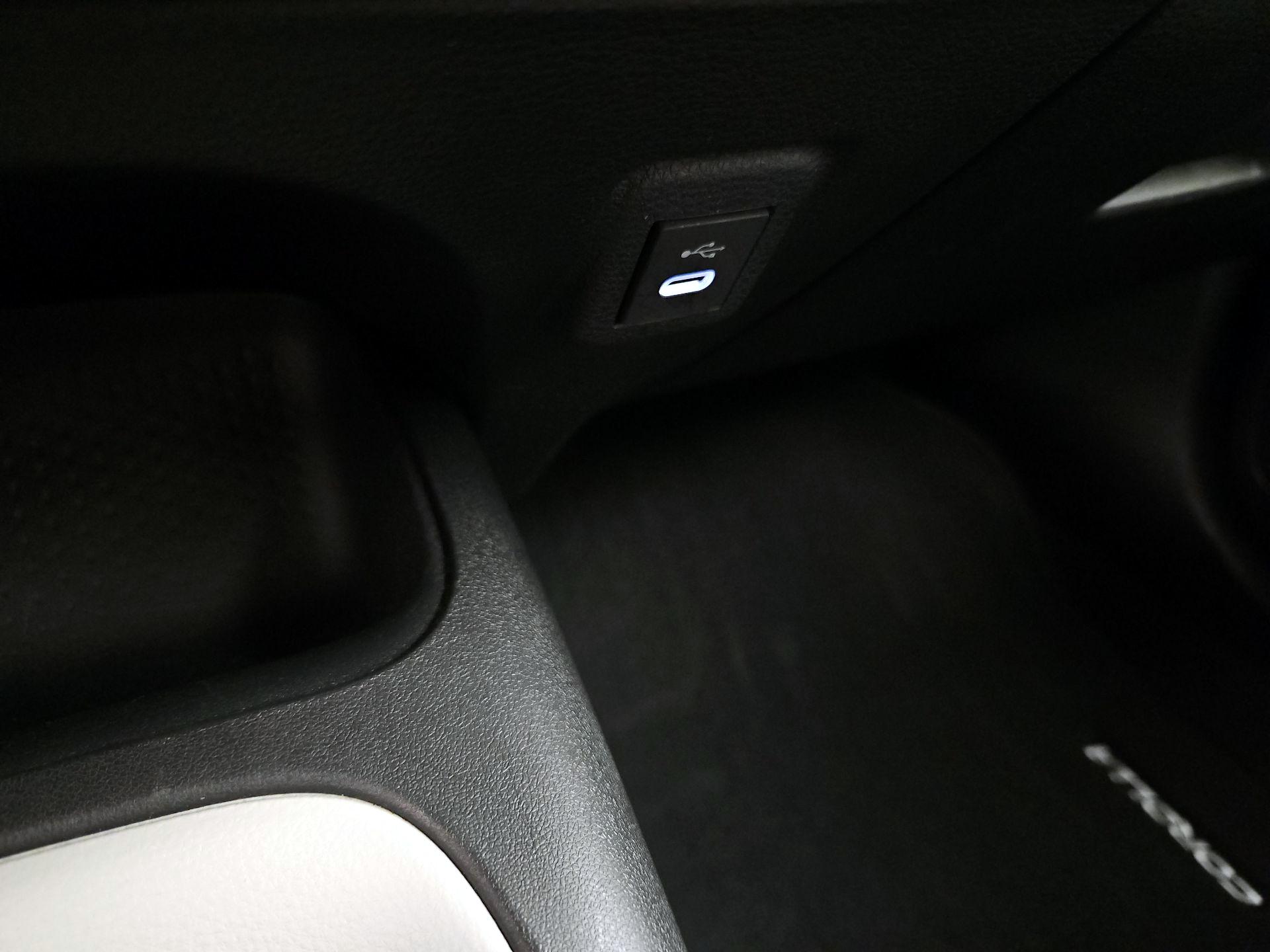 Thumbnail: 2024 Toyota Corolla - 18