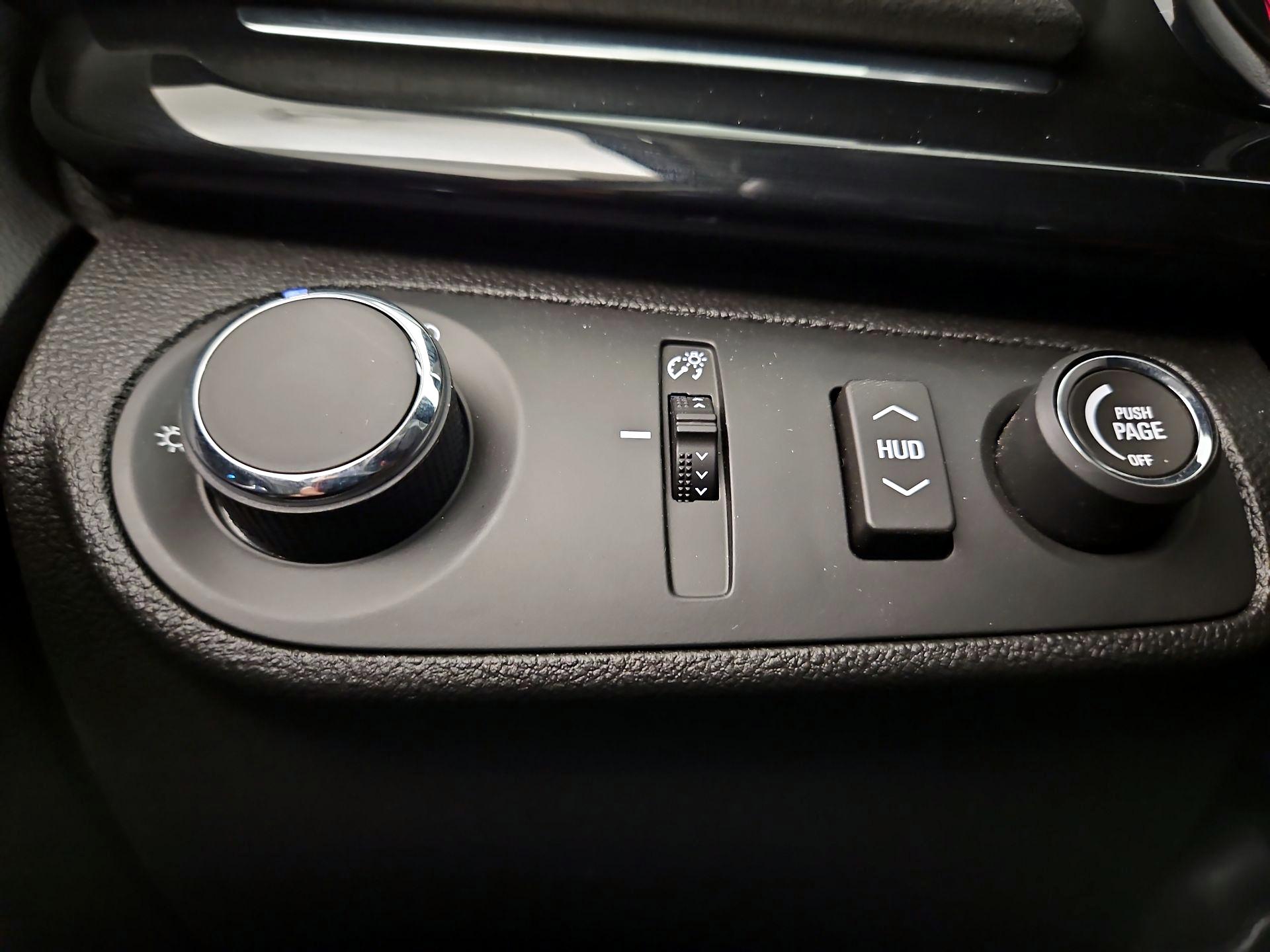 Thumbnail: 2017 Chevrolet  - 13