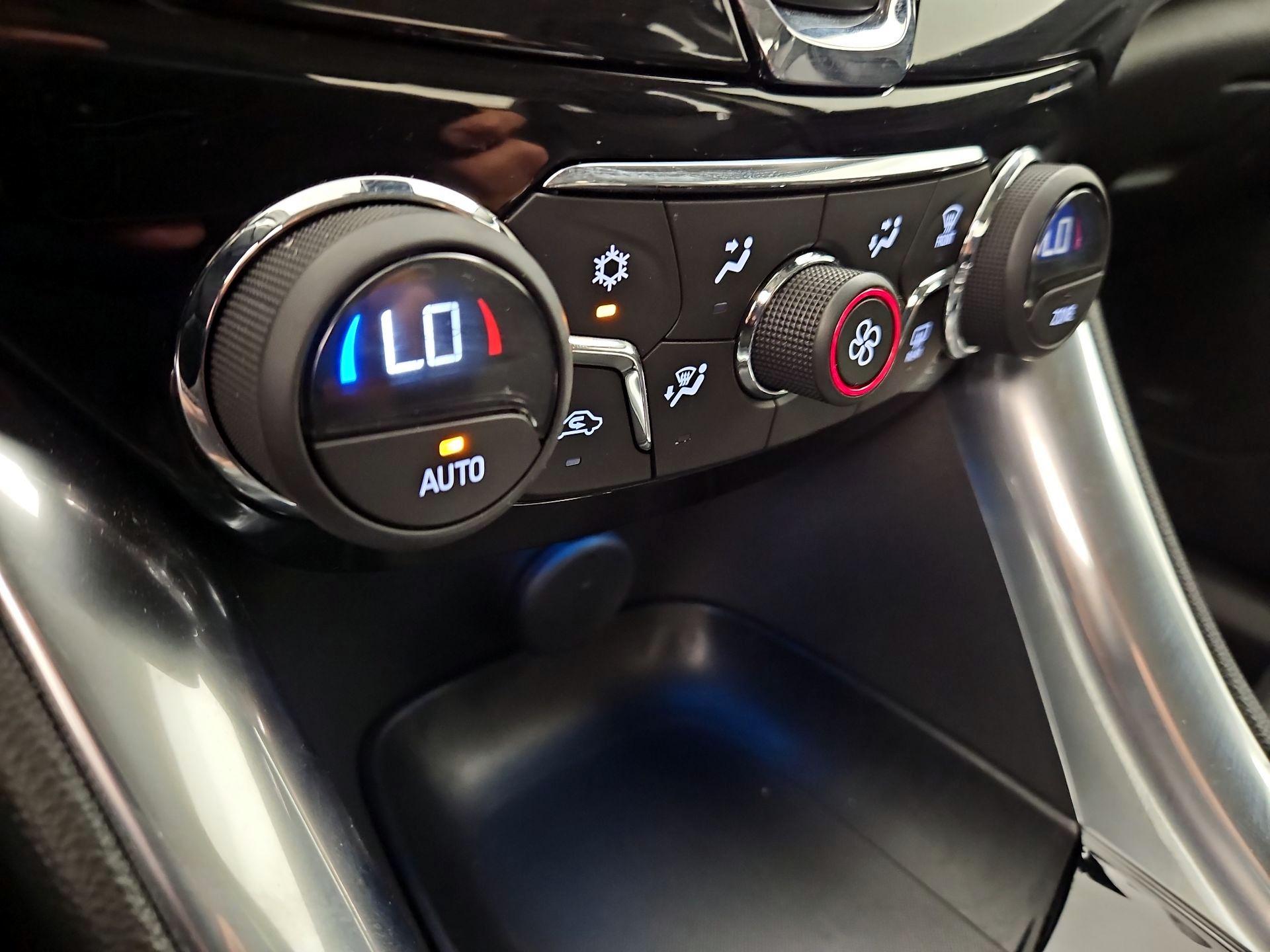 Thumbnail: 2017 Chevrolet  - 17