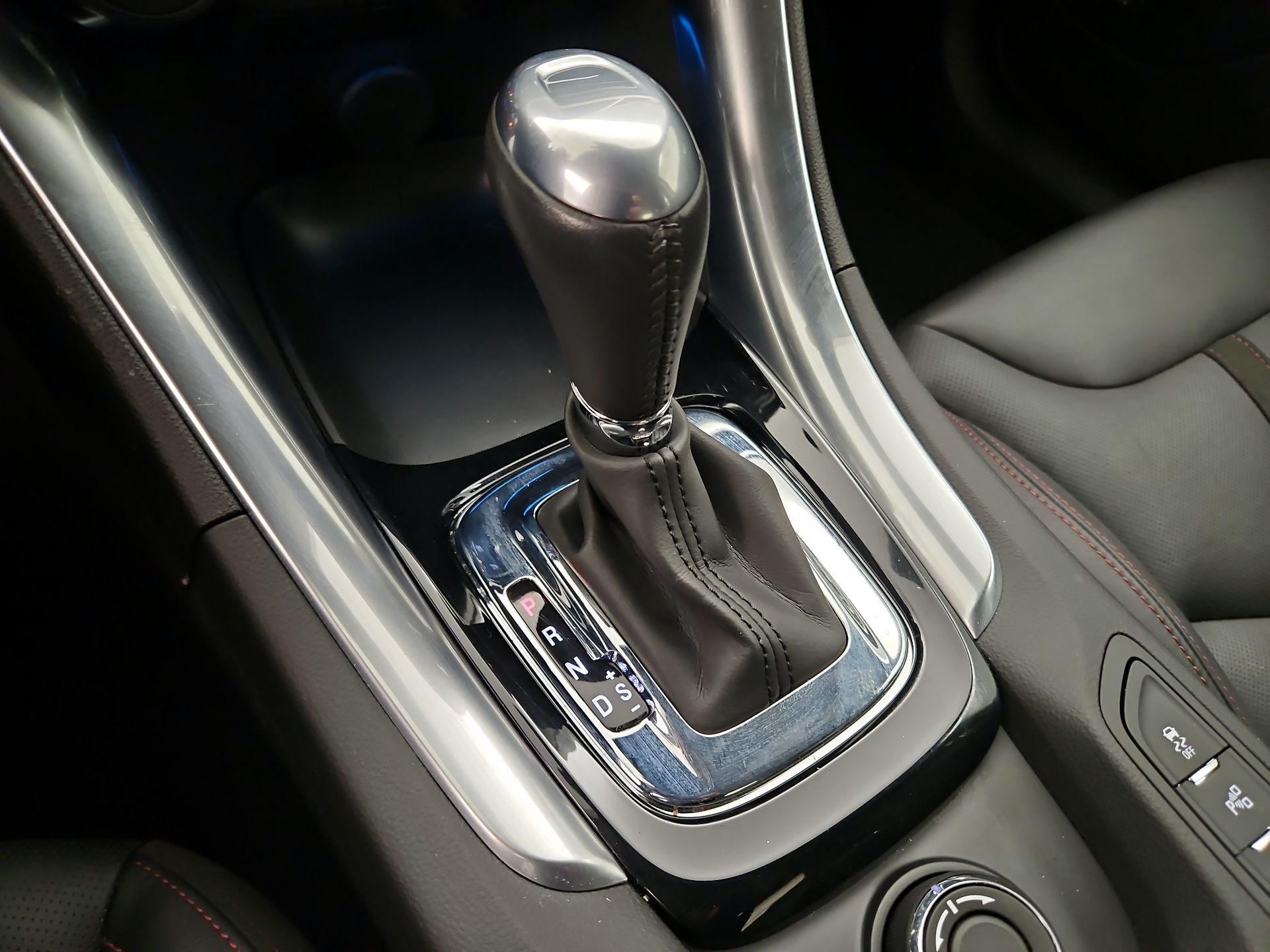 Thumbnail: 2017 Chevrolet  - 18