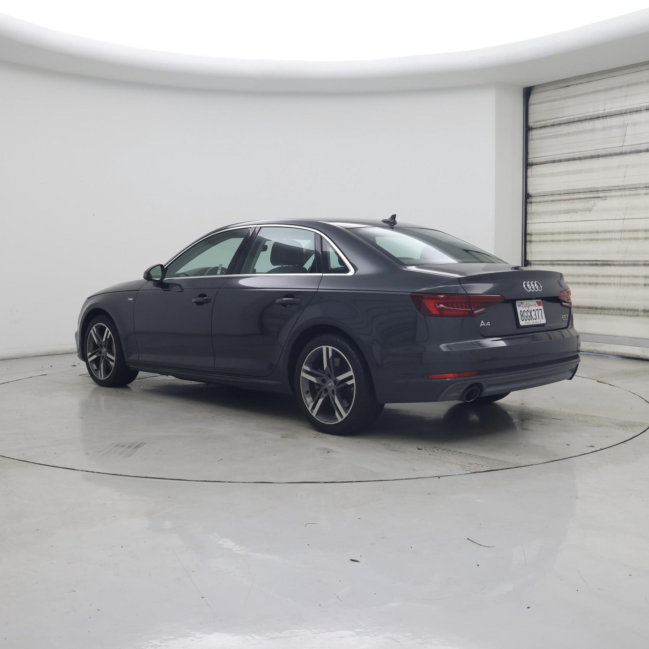 Thumbnail: 2018 Audi A4 - 2