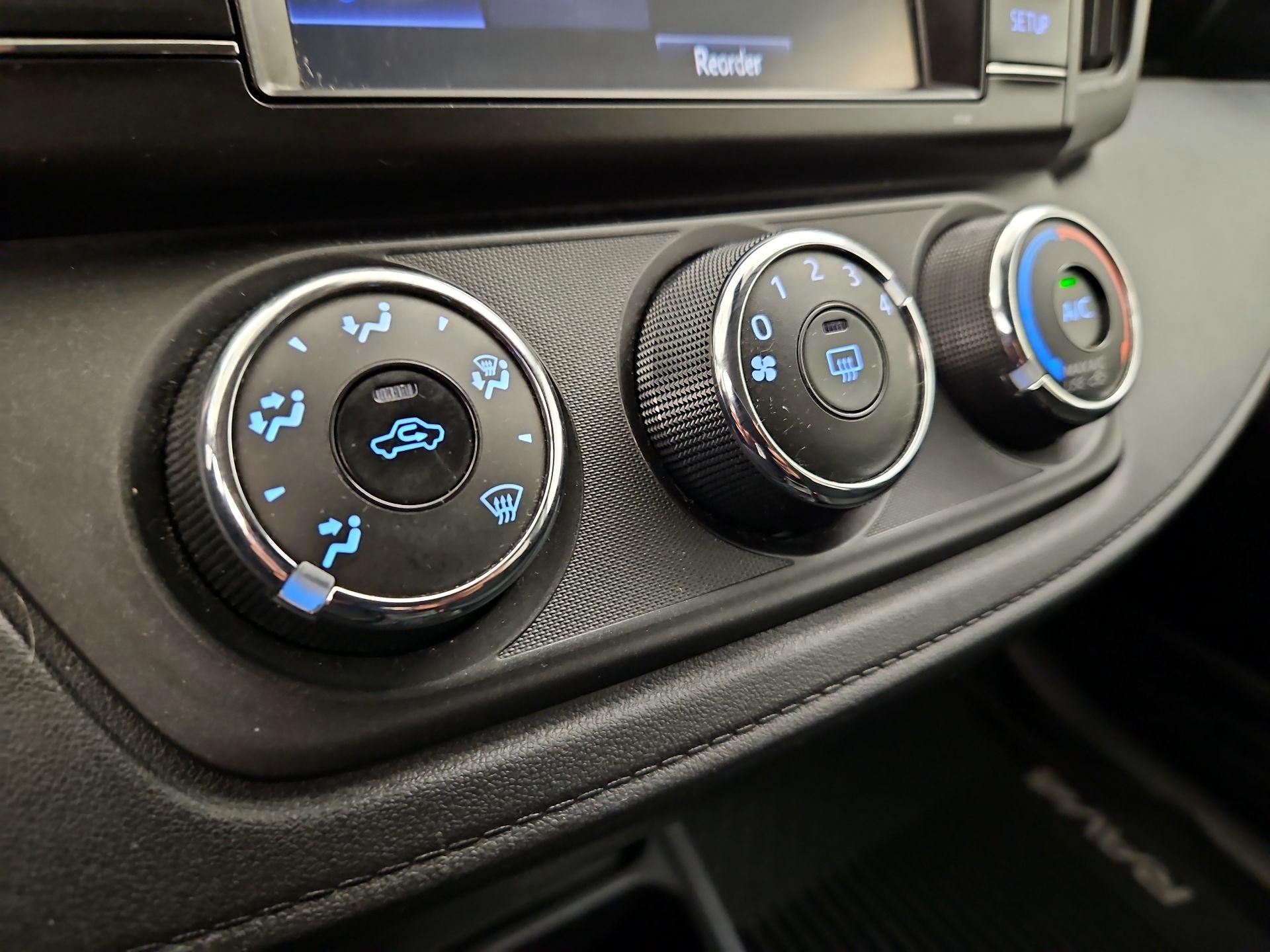 Thumbnail: 2017 Toyota RAV4 - 16