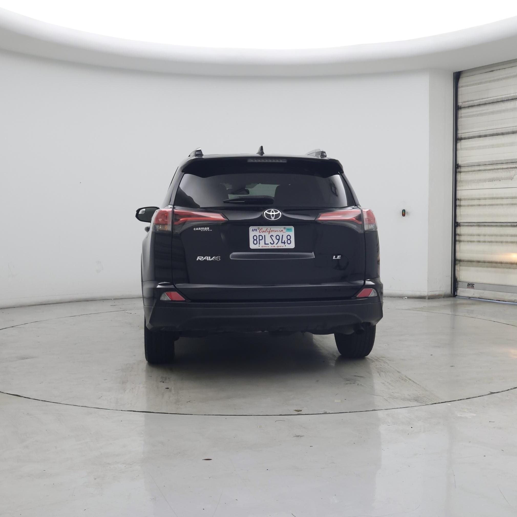 Thumbnail: 2017 Toyota RAV4 - 6