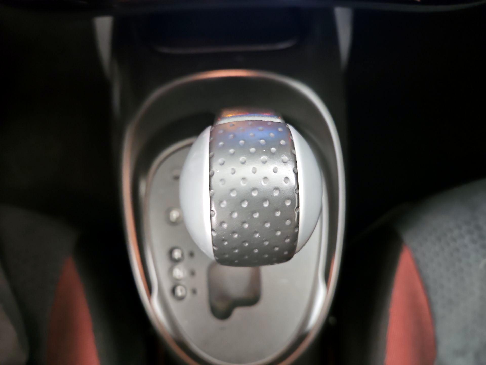 Thumbnail: 2015 Nissan Juke - 17