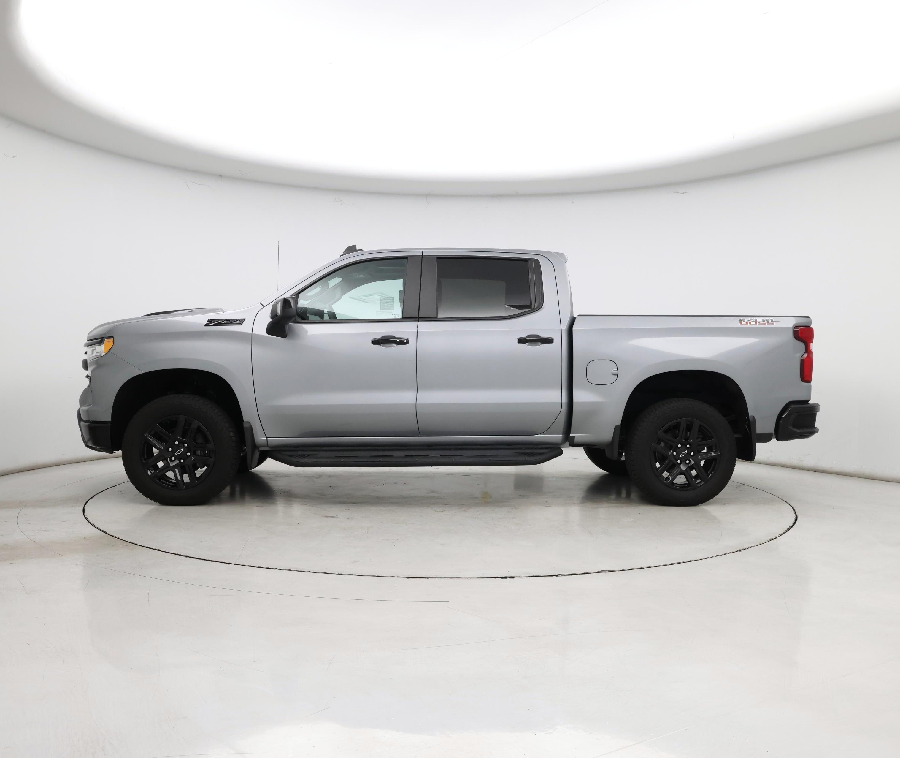 Thumbnail: 2025 Chevrolet Silverado 1500 - 3