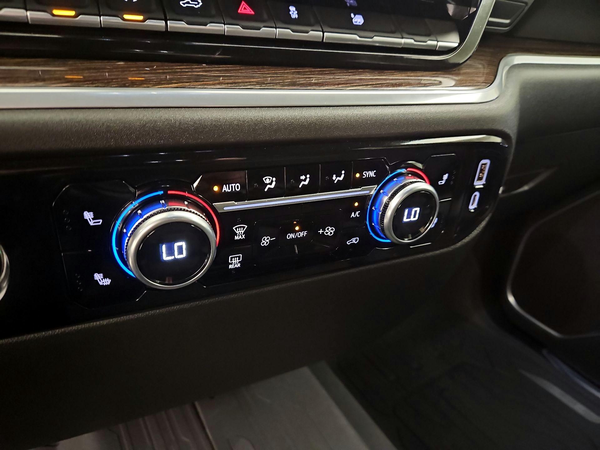 Thumbnail: 2023 GMC Sierra 1500 - 16