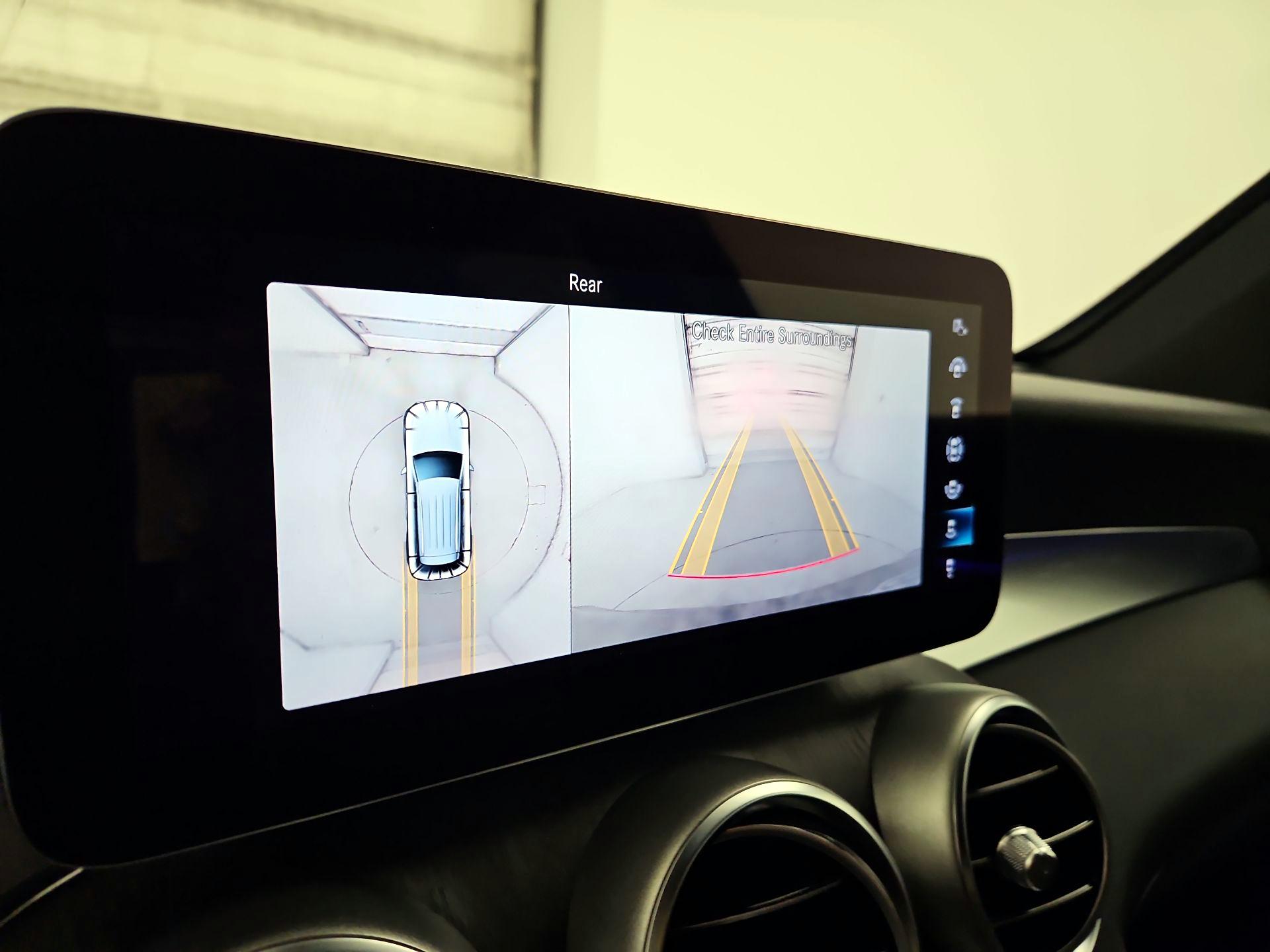 Thumbnail: 2020 Mercedes-Benz GLC - 15