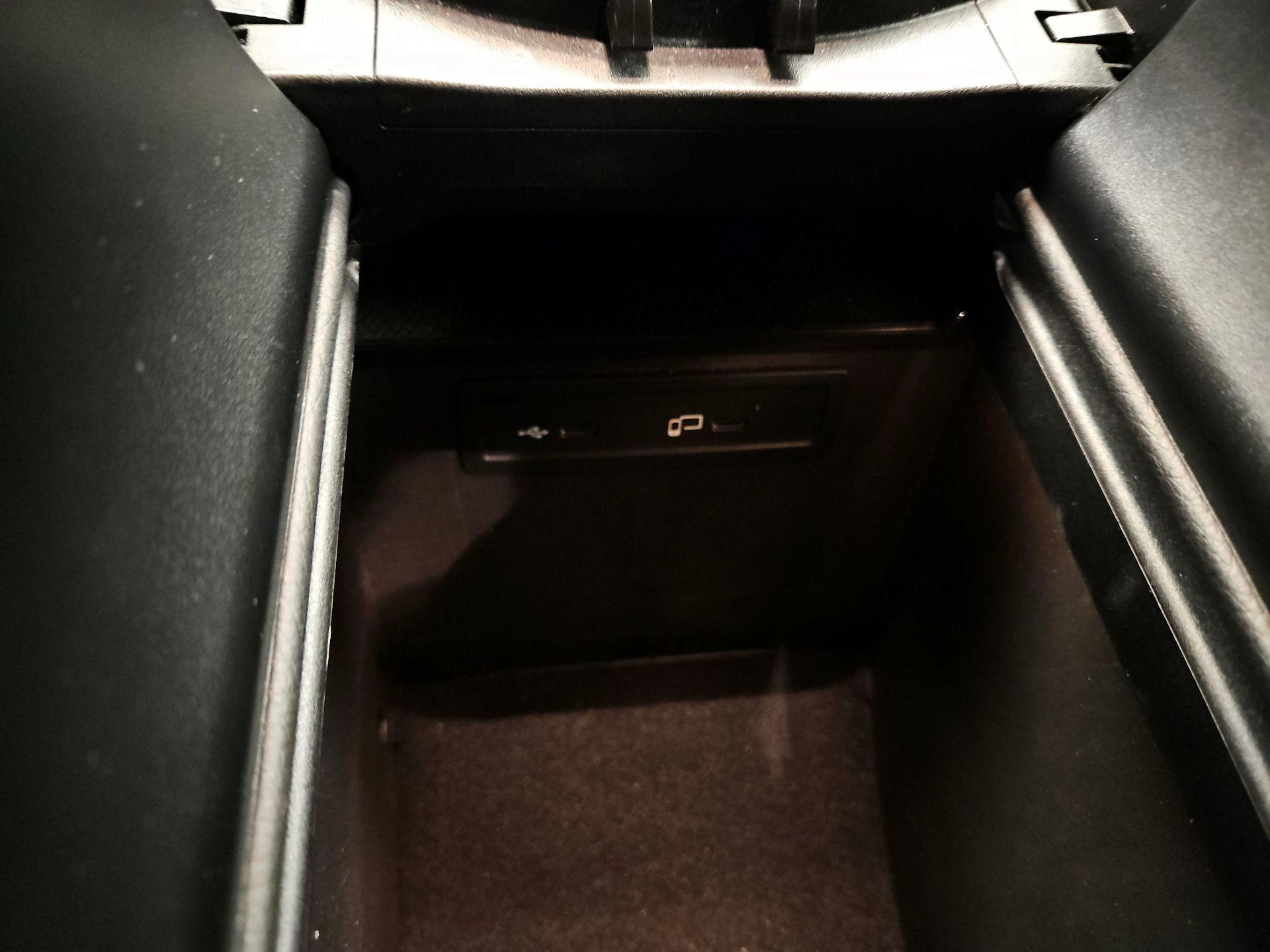 Thumbnail: 2020 Mercedes-Benz GLC - 19