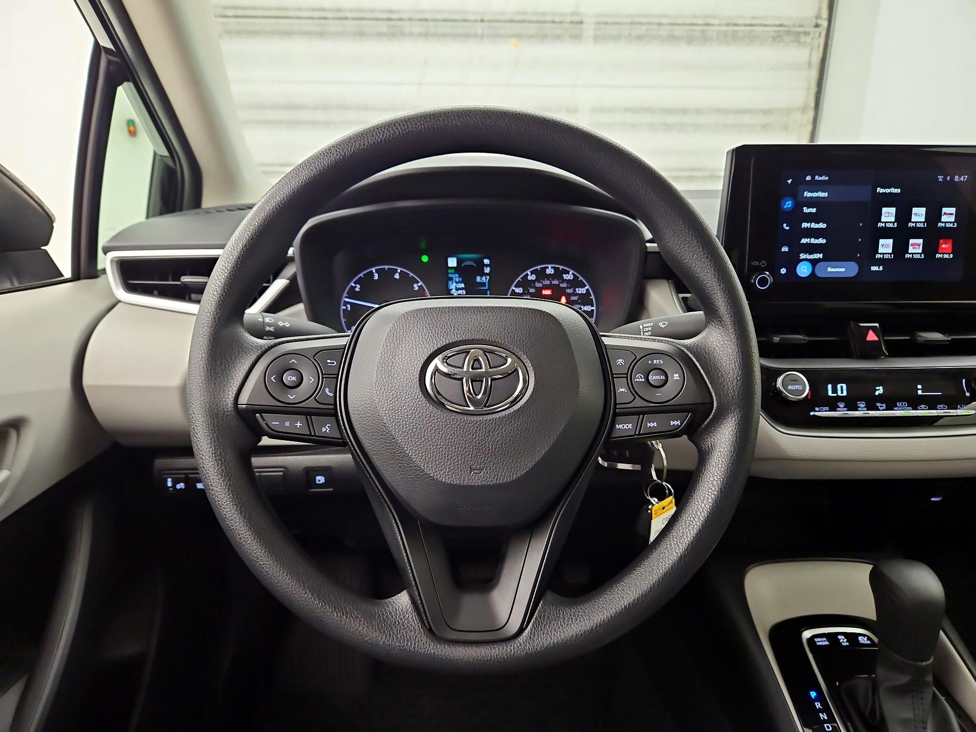 Thumbnail: 2025 Toyota Corolla - 10