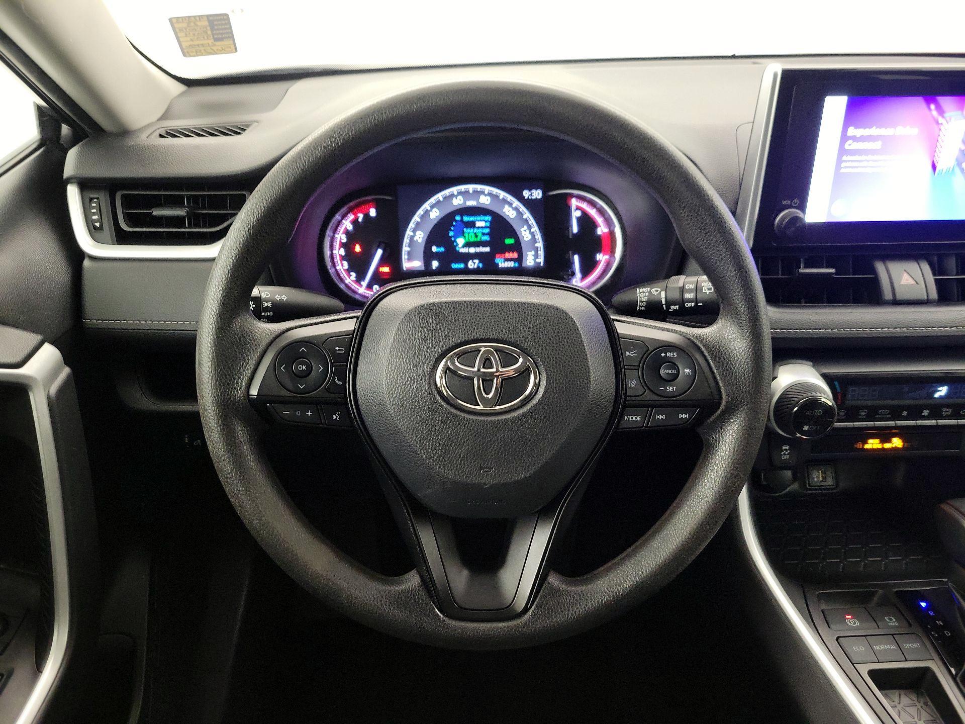 Thumbnail: 2023 Toyota RAV4 - 10