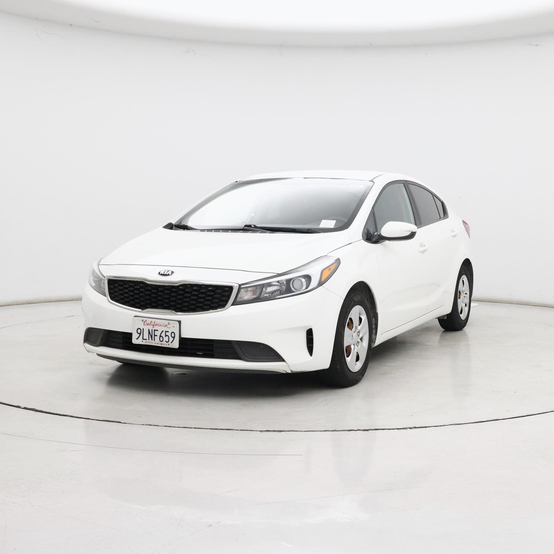 Thumbnail: 2018 Kia Forte - 4